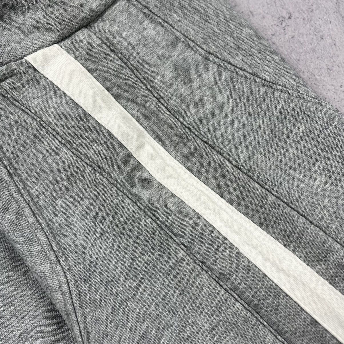 Nike Vintage Nike big swoosh y2k hoodie 90’s Size US L / EU 52-54 / 3 - 13 Thumbnail