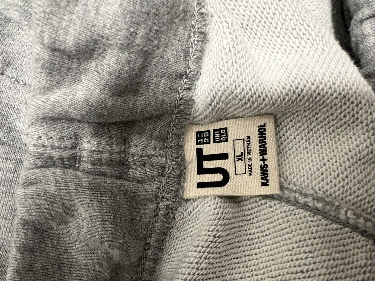 Andy Warhol × Kaws × Uniqlo Jogging Gris Uniqlo Andy Warhol KAWS édition limitée Size US 36 / EU 52 - 10 Thumbnail