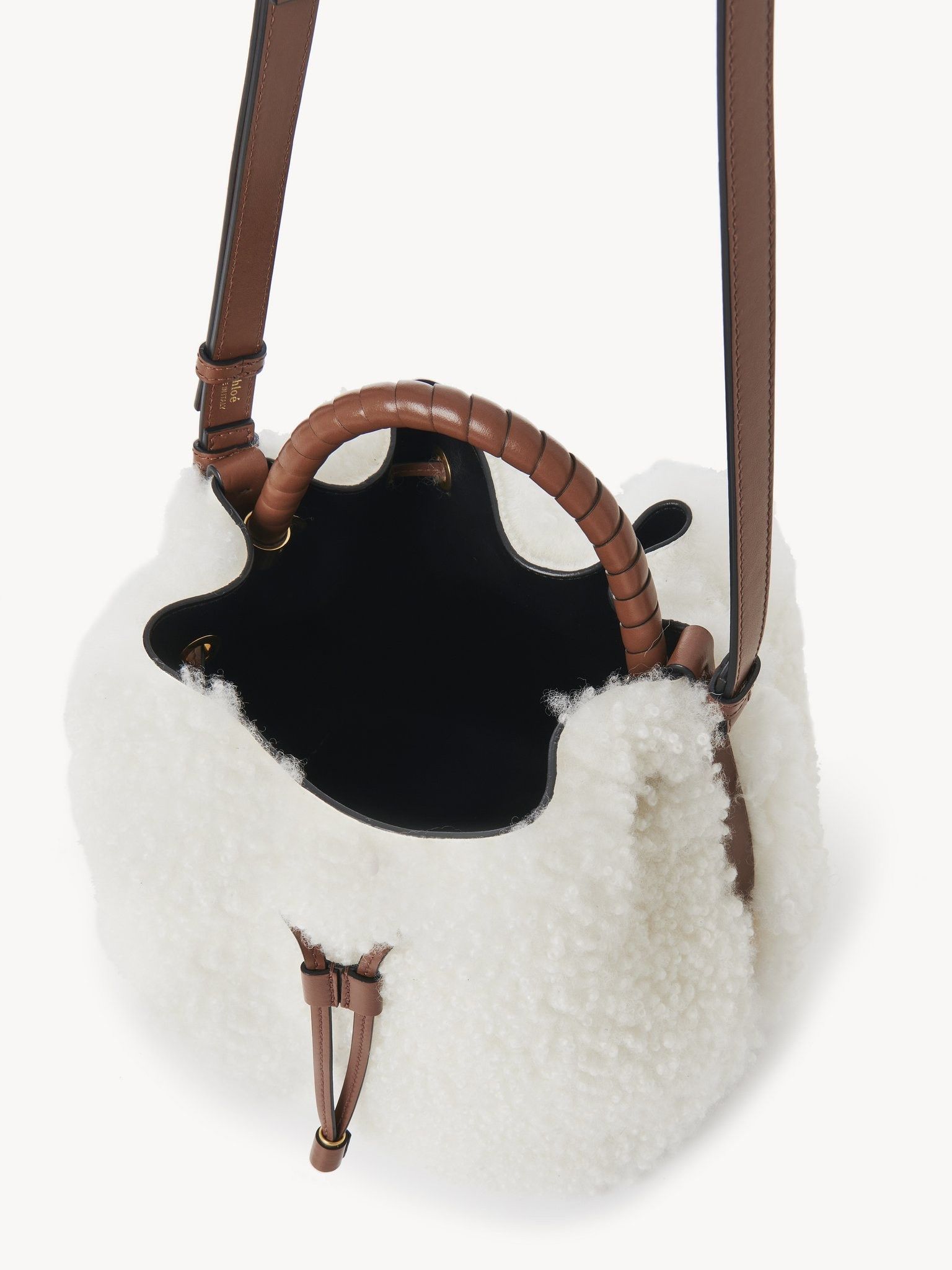 Chloe o1loc1c1024 Size: OS / Marcie Bucket Bag in Tan Size ONE SIZE - 3 Thumbnail