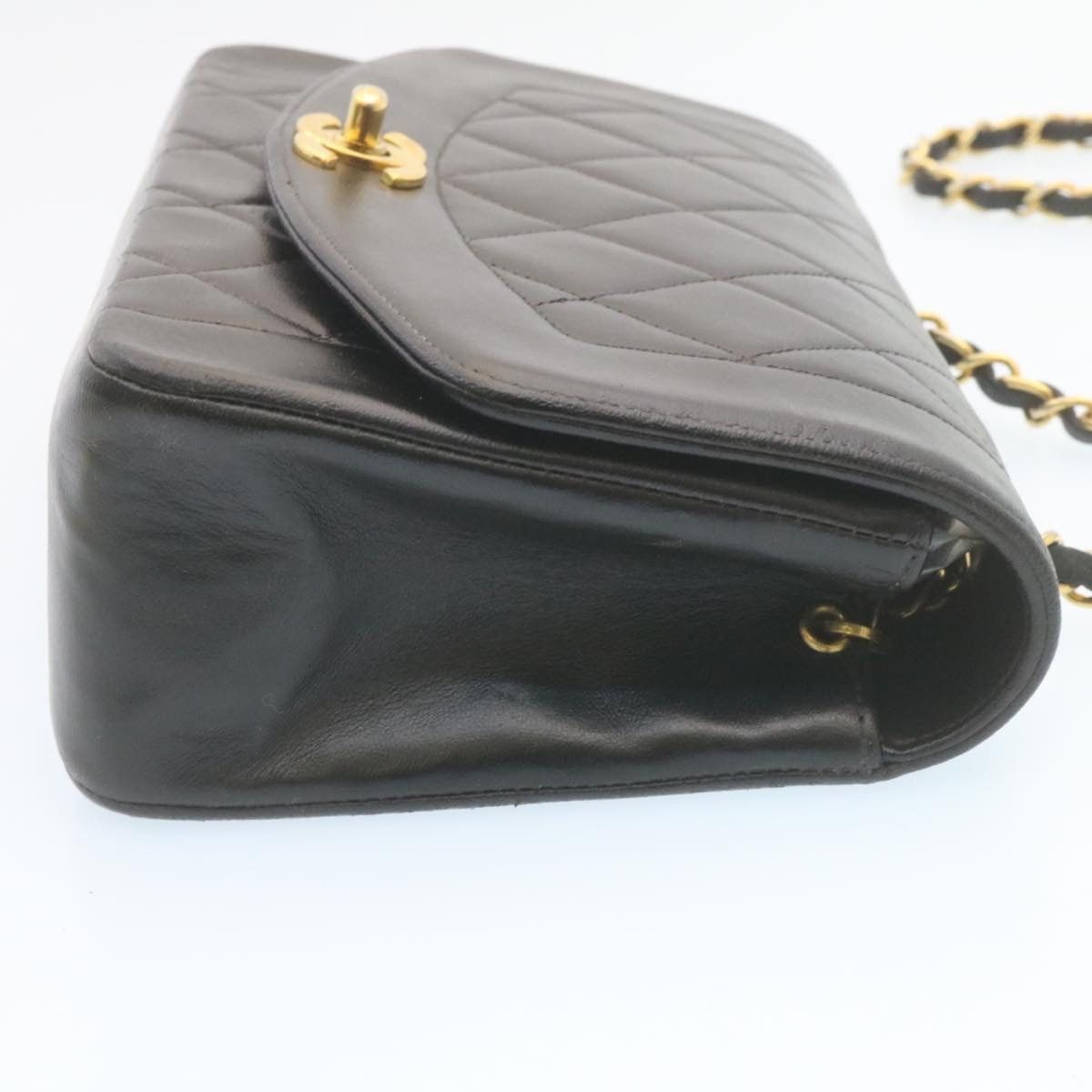 Chanel CHANEL Chain Turn Lock Diana Matelasse Shoulder Bag Lamb Size ONE SIZE - 4 Thumbnail