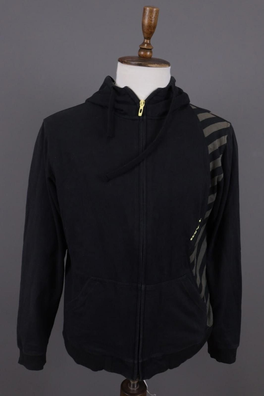 Oakley Oakley Slim Fit Black Striped Outdor Hooded Sweater Size L Size US L / EU 52-54 / 3 - 1 Thumbnail
