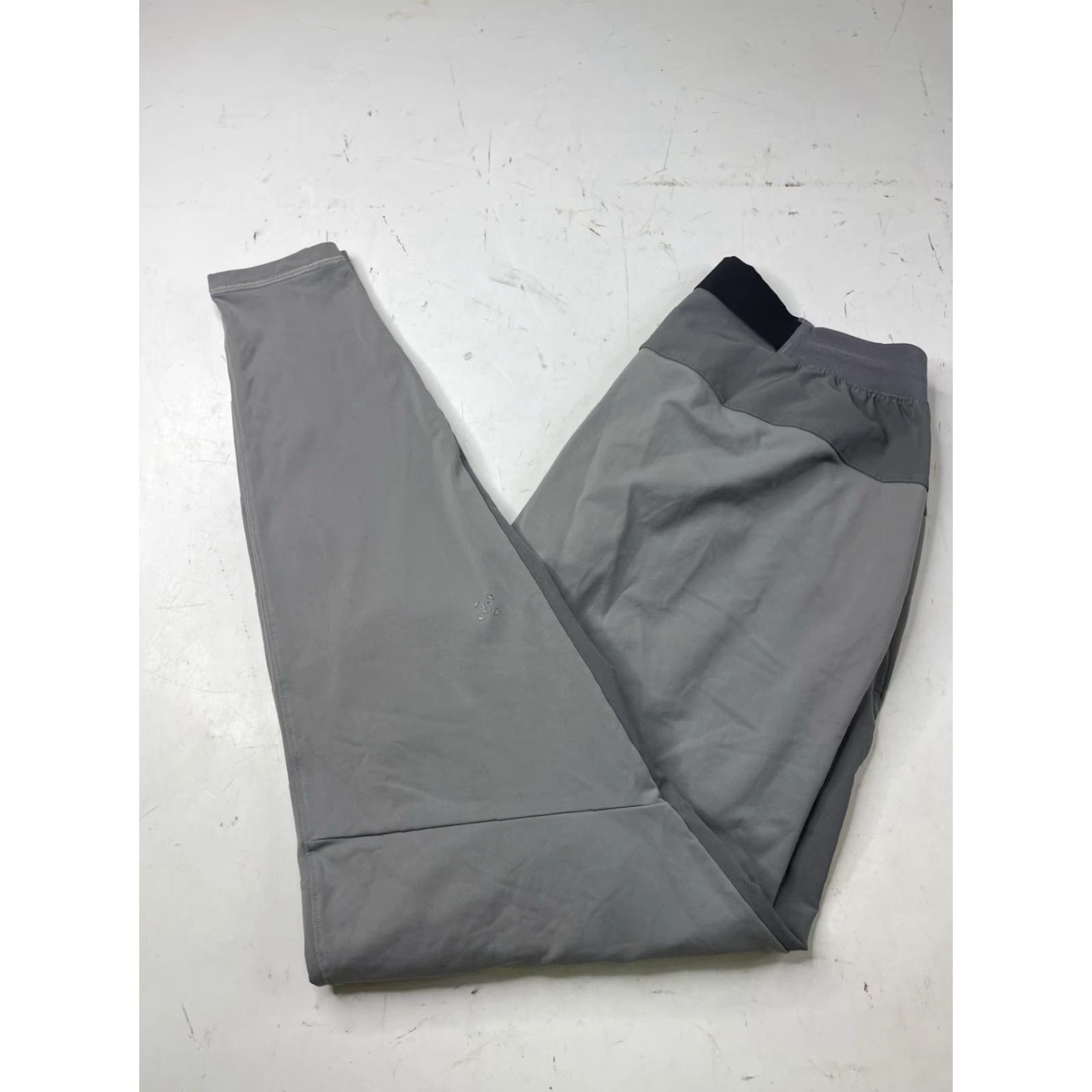 Lululemon Lululemon Men's Switch Up Pant 28.5" Asphalt Grey / Light Cast Size Medium Jogger Slim Straight Pant Athletic Regular Mens Size US 31 - 2 Thumbnail
