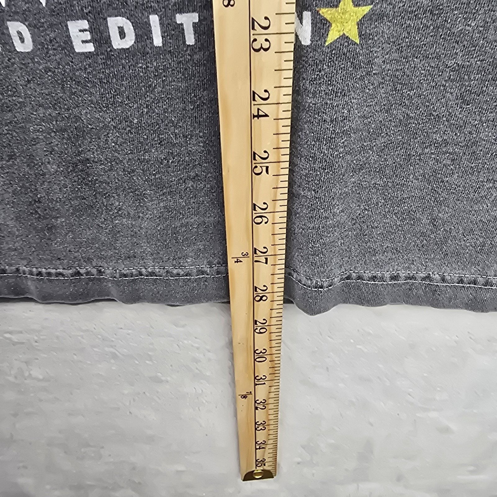 Other ILBOY Worldwide Oversized Tee Shirt Mens Large Gray Eagle Size US L / EU 52-54 / 3 - 8 Thumbnail