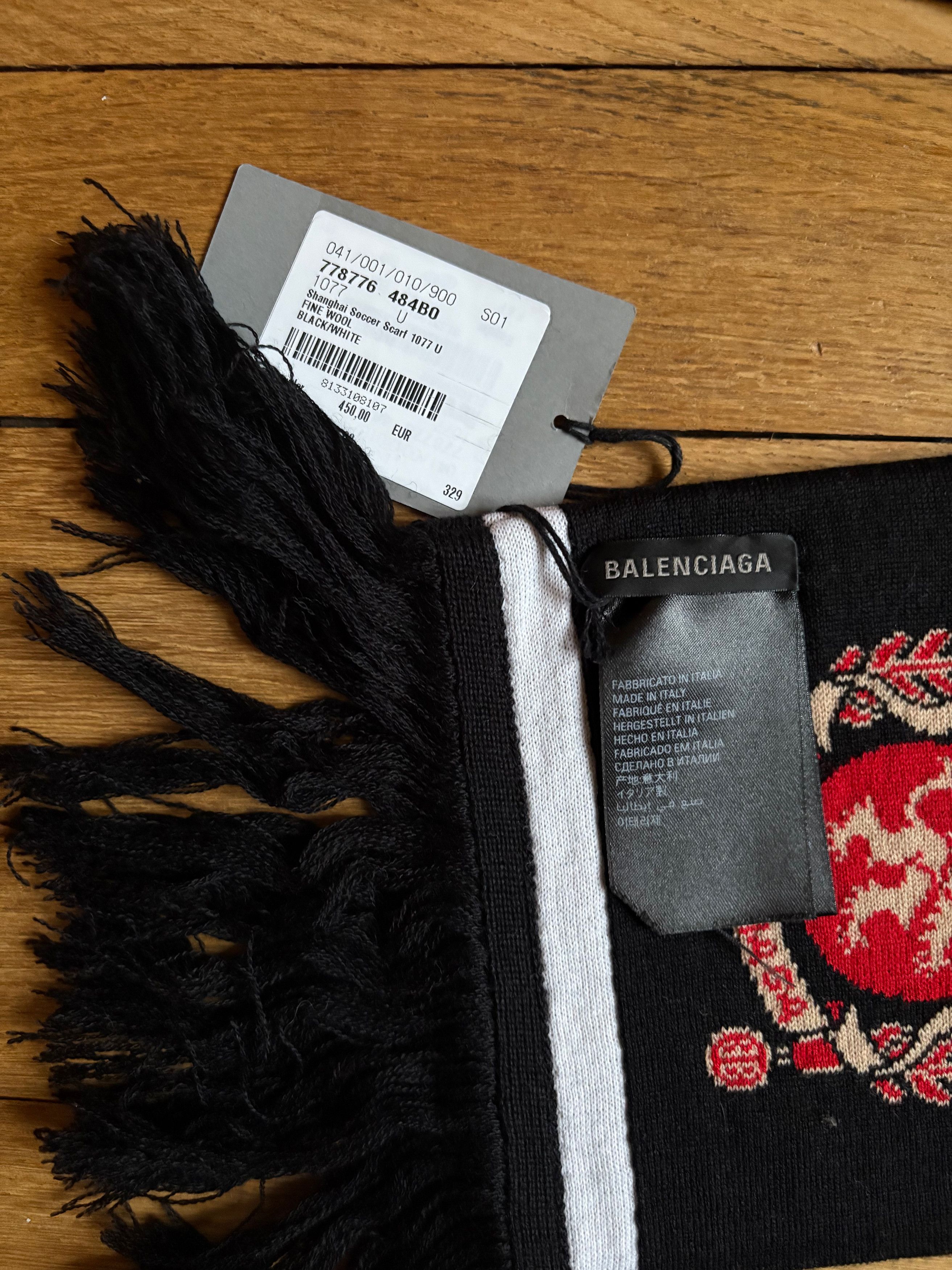 Balenciaga Balenciaga football / soccer scarf Size ONE SIZE - 4 Thumbnail