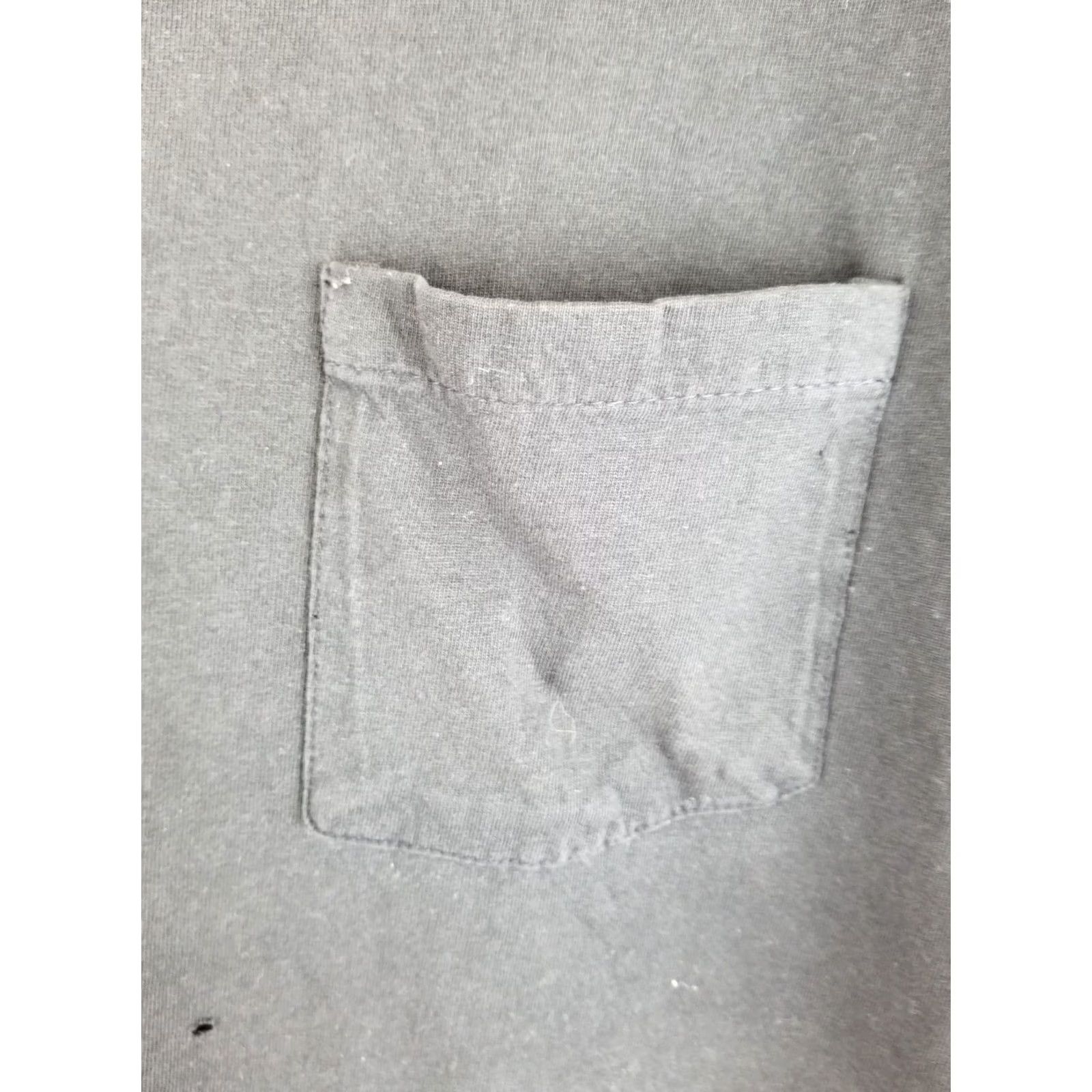Hanes VINTAGE HANES BLANK T-SHIRT ONE POCKET SINGLE STITCH THIN BLACK XLARGE Mens Size US XL / EU 56 / 4 - 2 Thumbnail