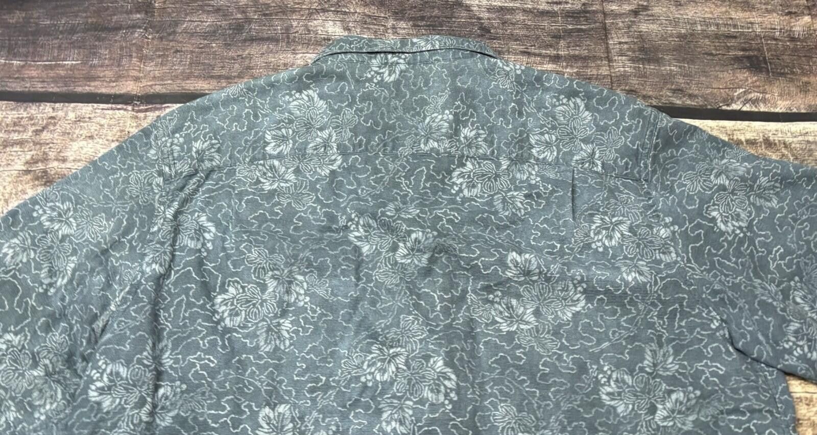 L.L. Bean LL Bean Shirt Mens XL Floral Geometric Button Up Beach Size US XL / EU 56 / 4 - 5 Thumbnail