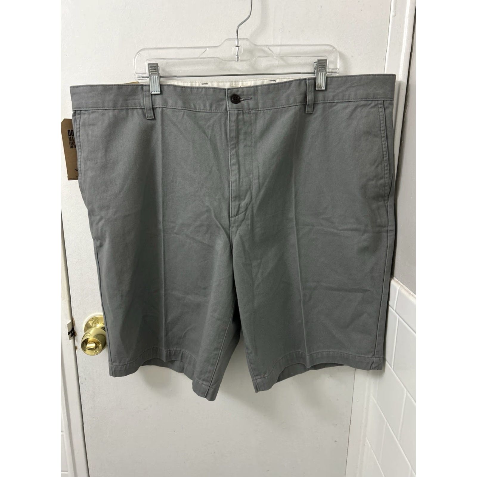 Dockers DOCKERS The Perfect Shorts Mens 44 Gray Cotton Flat Front 10" NWT 5-Pocket Chino Regular Jeans? Size US 44 / EU 60 - 5 Thumbnail