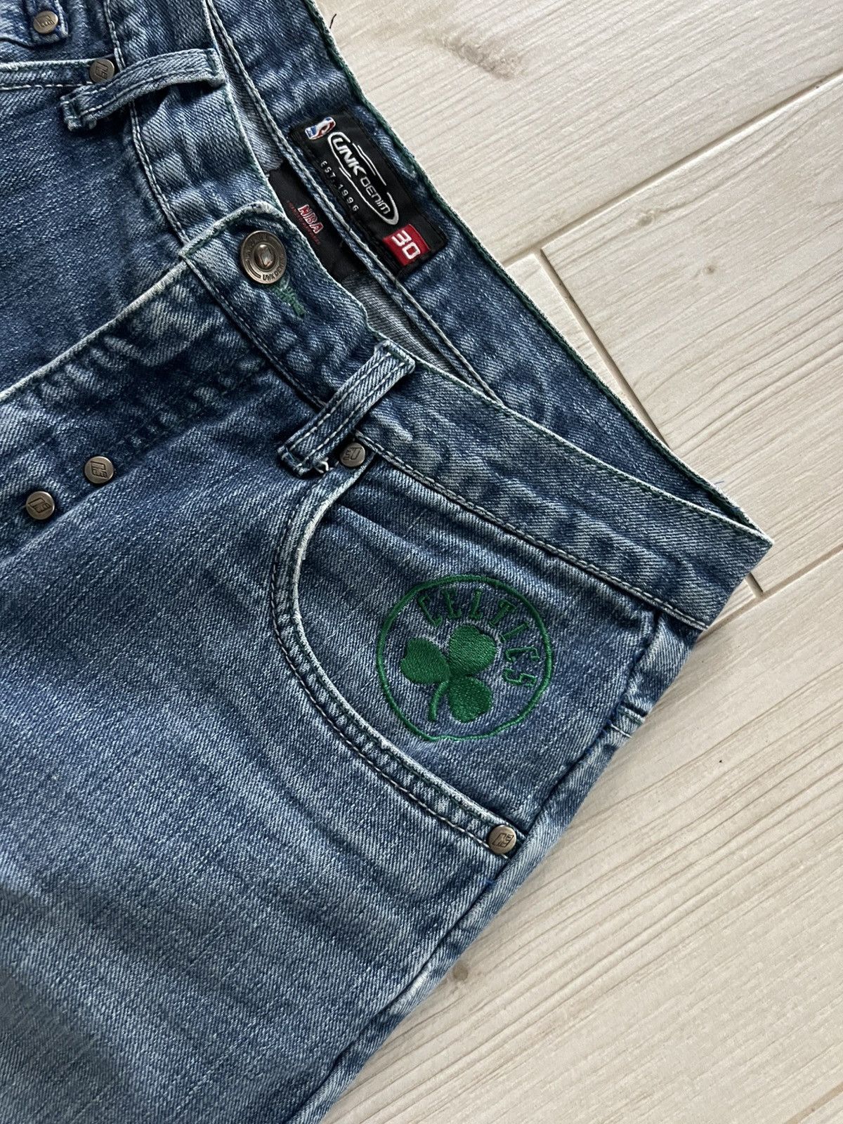 NBA Vintage Boston Celtics Baggy Denim Jeans NBA Pants Size US 30 / EU 46 - 15 Thumbnail