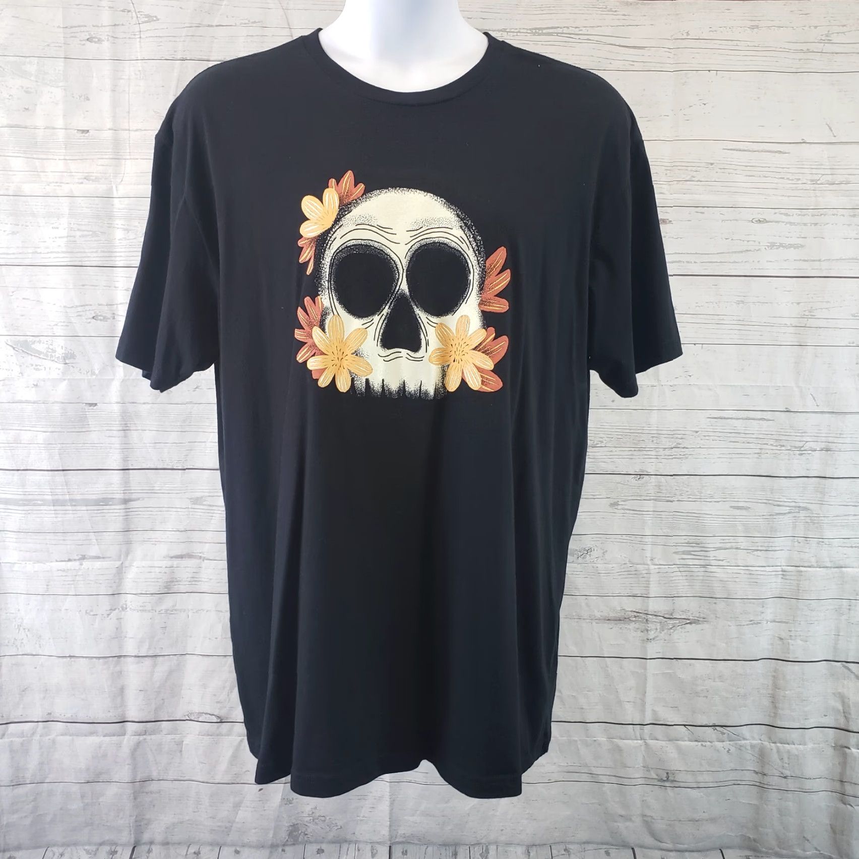 Vintage VINTAGE LuLaRoe T-Shirt Black Skull Short Sleeve Cotton Blend 3X Womens Shirt Mens? Size XXL / US 16-18 / IT 52-54 - 2 Thumbnail
