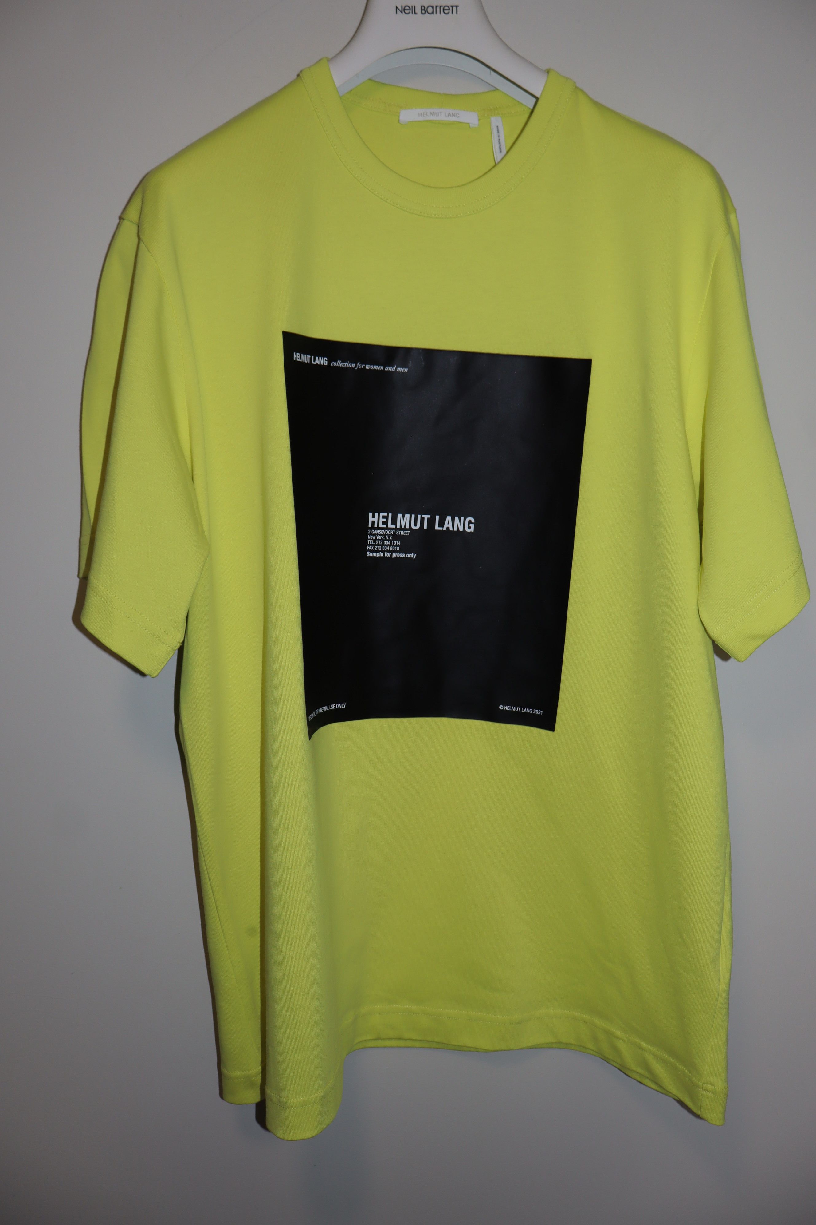 Helmut Lang Confidential t-shirt Size US L / EU 52-54 / 3 - 1 Thumbnail