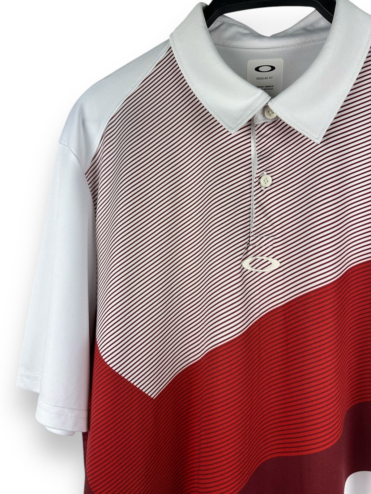Oakley Oakley Center logo Polo T-Shirt Regular Fit Size US L / EU 52-54 / 3 - 2 Thumbnail