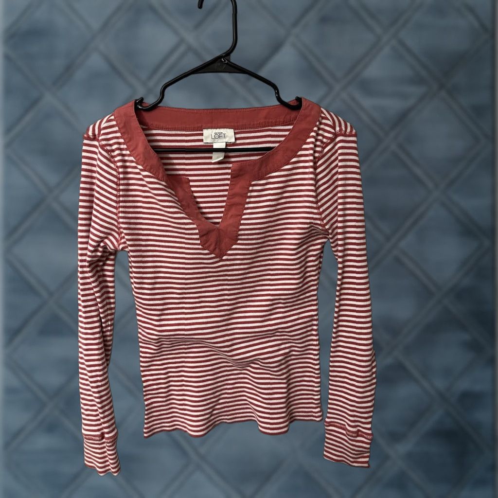 Loft VINTAGE LOFT Ann Taylor Pink Striped Pullover Sweater Women Medium Knit V-Neck Long Sleeve Slouchy Size M / US 6-8 / IT 42-44 - 1 Thumbnail