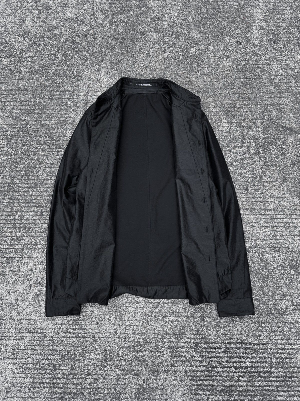 Julius JULIUS SS23 [gallu;] Black Coated Seamed Shirt Size US L / EU 52-54 / 3 - 6 Thumbnail