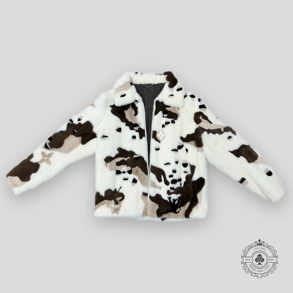 Louis Vuitton Louis Vuitton White and Brown Mink Jacket Size US L / EU 52-54 / 3 - 1 Thumbnail