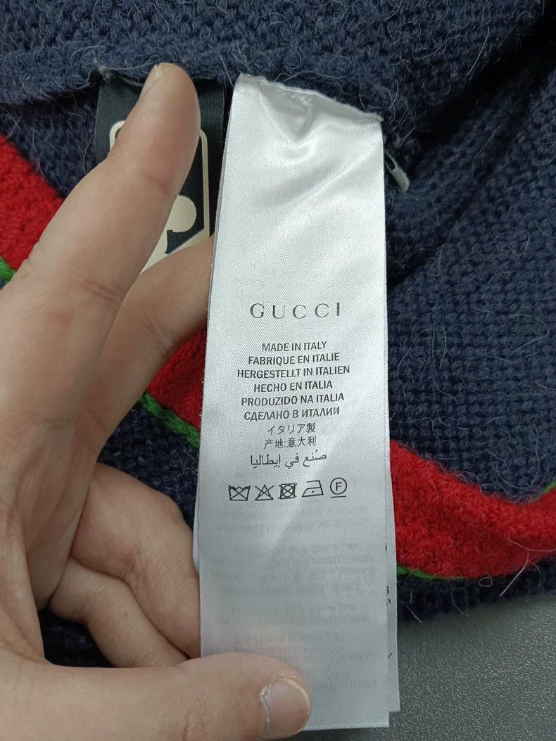 Gucci Gucci Rhinestone logo knitted buttoned cardigan jacket 2504 Size M / US 6-8 / IT 42-44 - 4 Thumbnail