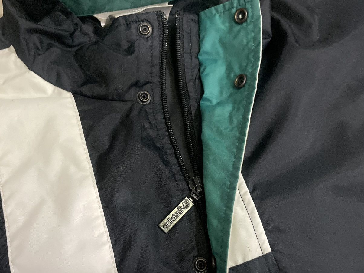Adidas Liverpool FC Training Jacket 1993/94. Size US L / EU 52-54 / 3 - 6 Thumbnail