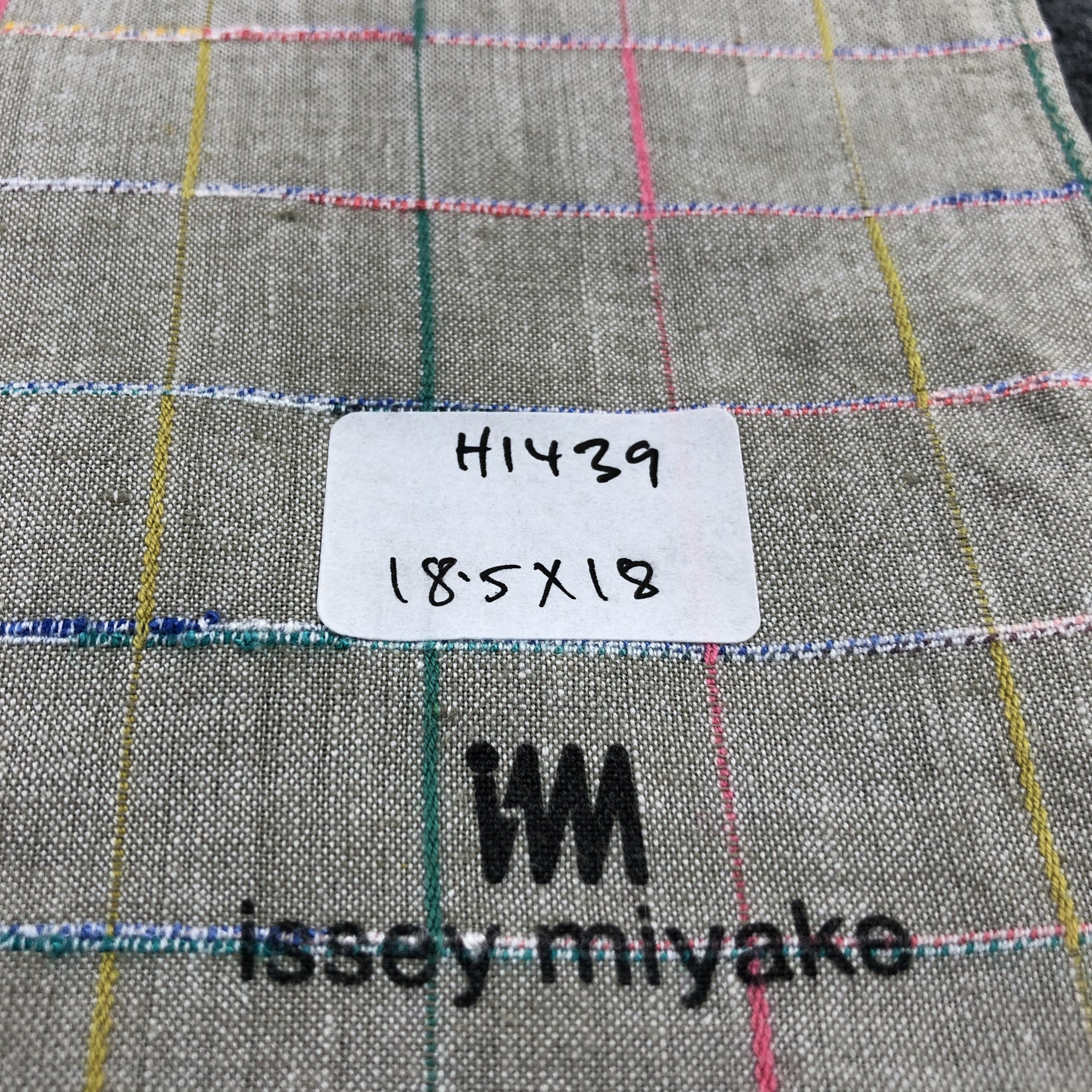 Issey Miyake Issey Miyake Handkerchief Neckerchief Bandana H1439 Size ONE SIZE - 6 Thumbnail