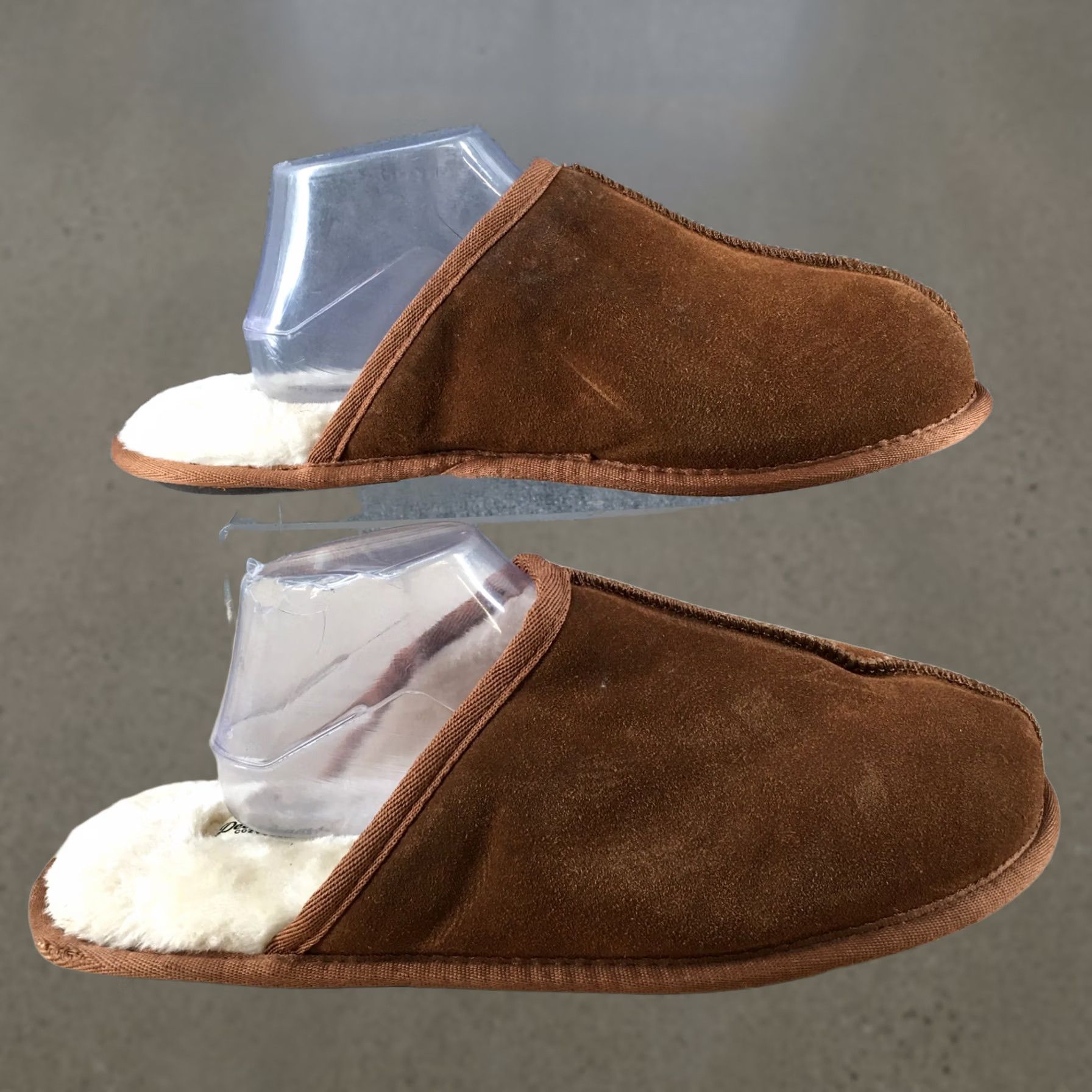 Vintage Dearfoams Mens 12 Brown Mules Slip On Sheepskin Casual Comfort Suede Slipper Size ONE SIZE - 1 Thumbnail