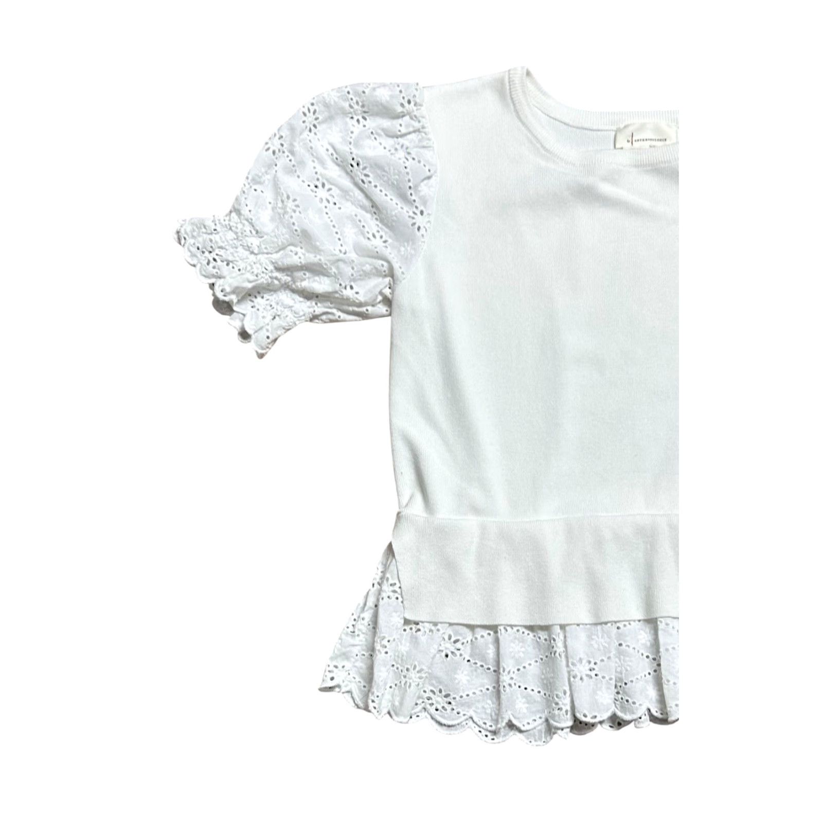 Anthropologie Anthropologie Blouse White Puff-Sleeve Eyelet Knit Sweater Tee Sz Large Women Top Size L / US 10 / IT 46 - 3 Thumbnail