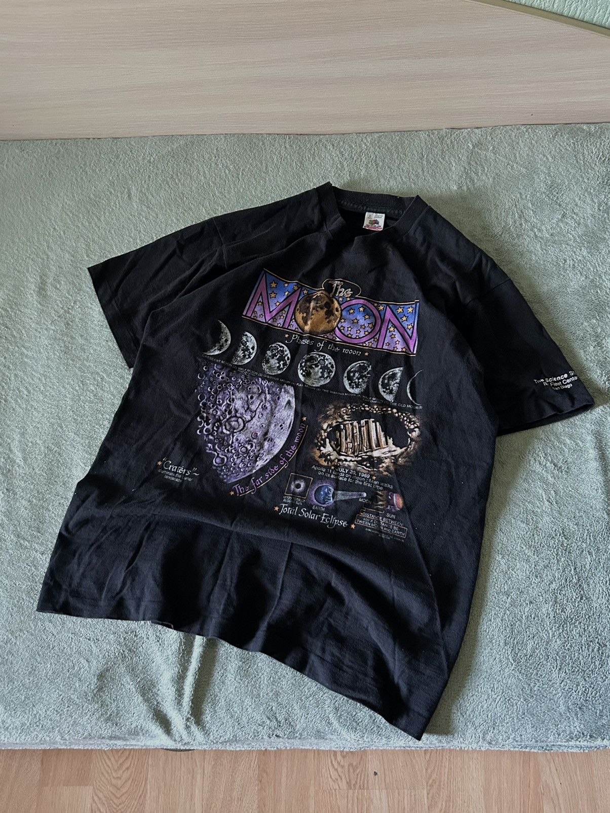 Fruit Of The Loom × Vintage Vintage 1993 fruit of the loom “The Moon” tee Size US L / EU 52-54 / 3 - 1 Thumbnail