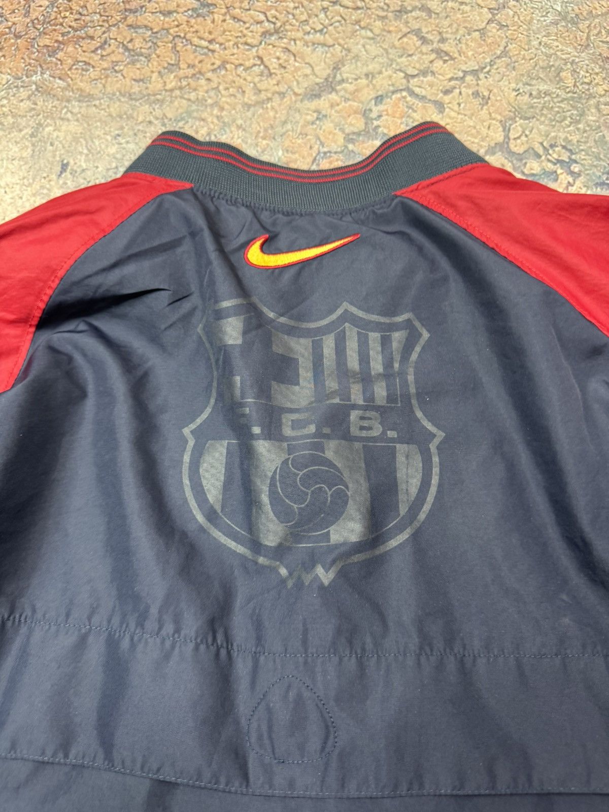Nike Vintage Nike FC Barcelona 1998 track top jacket men's size M Size US M / EU 48-50 / 2 - 16 Thumbnail