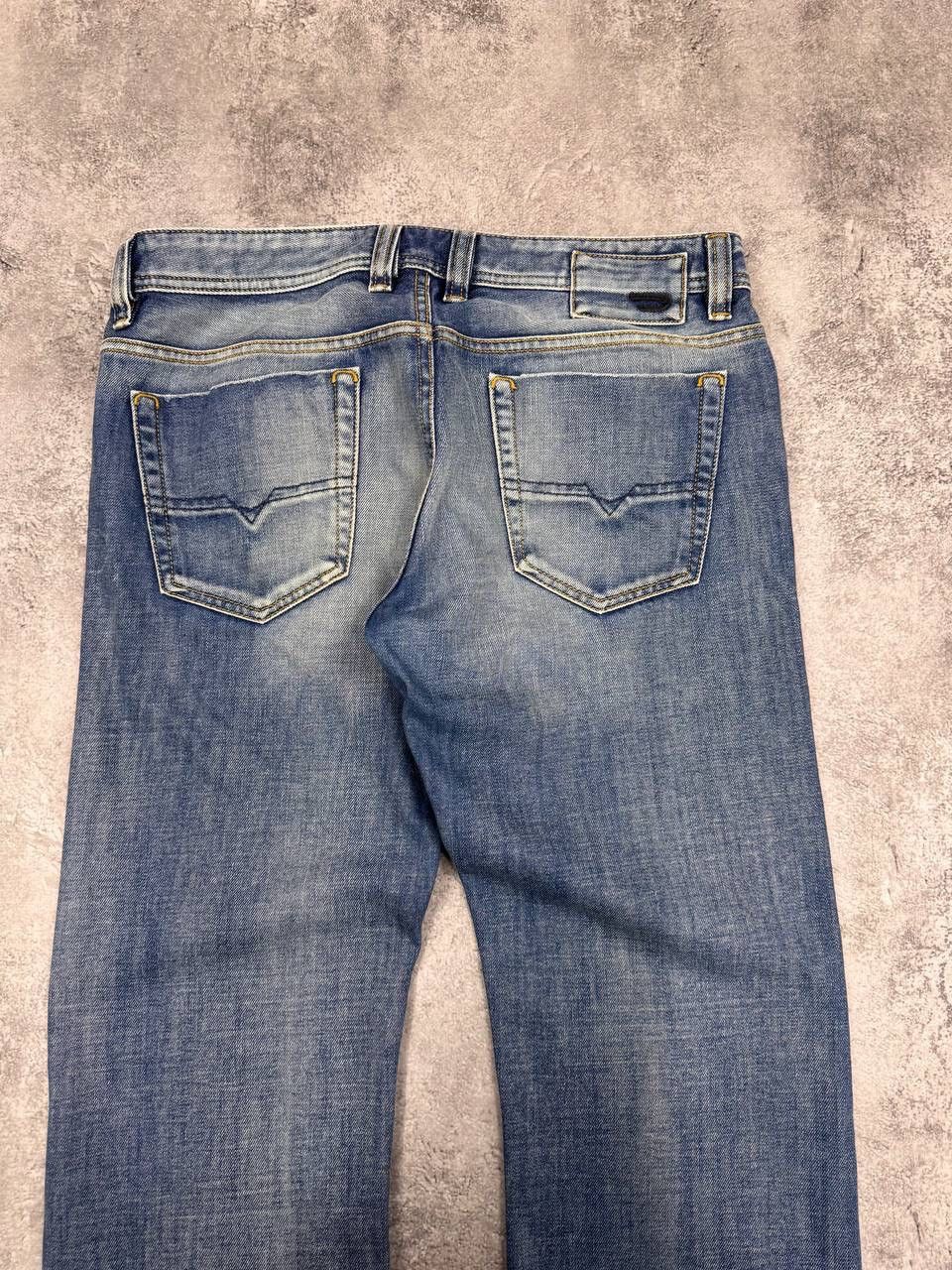Diesel Diesel Men's Regular Straight Blue Jeans Size 33 Size US 33 - 2 Thumbnail