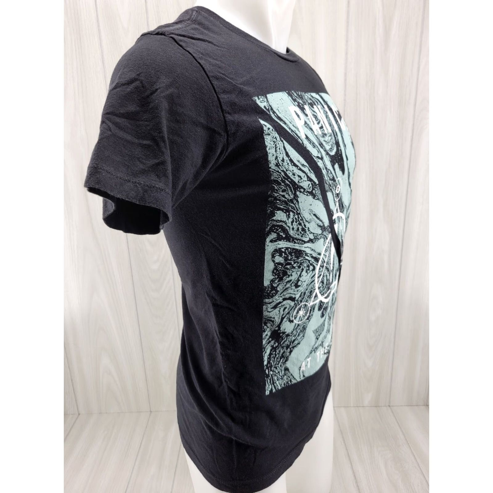 Vintage Womens T-Shirt Panic! At The Disco Band Concert 2000s Era Pacific Black Small Size S / US 4 / IT 40 - 4 Thumbnail