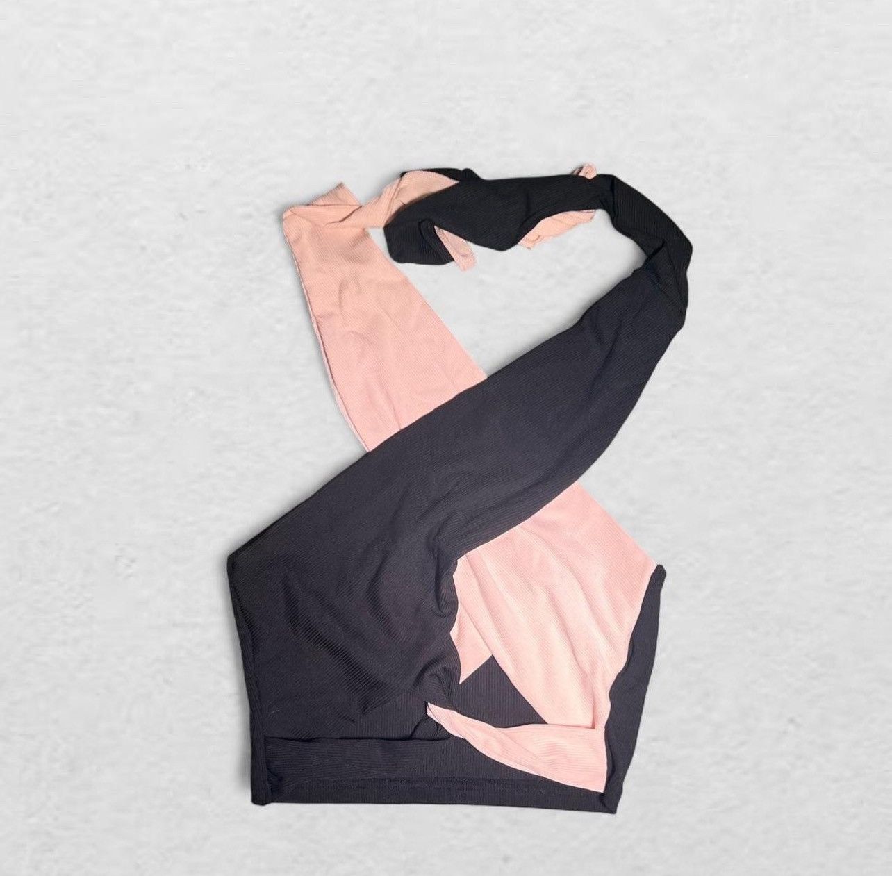Shein SHEIN tan and black cross tied crop top Size M / US 6-8 / IT 42-44 - 1 Thumbnail