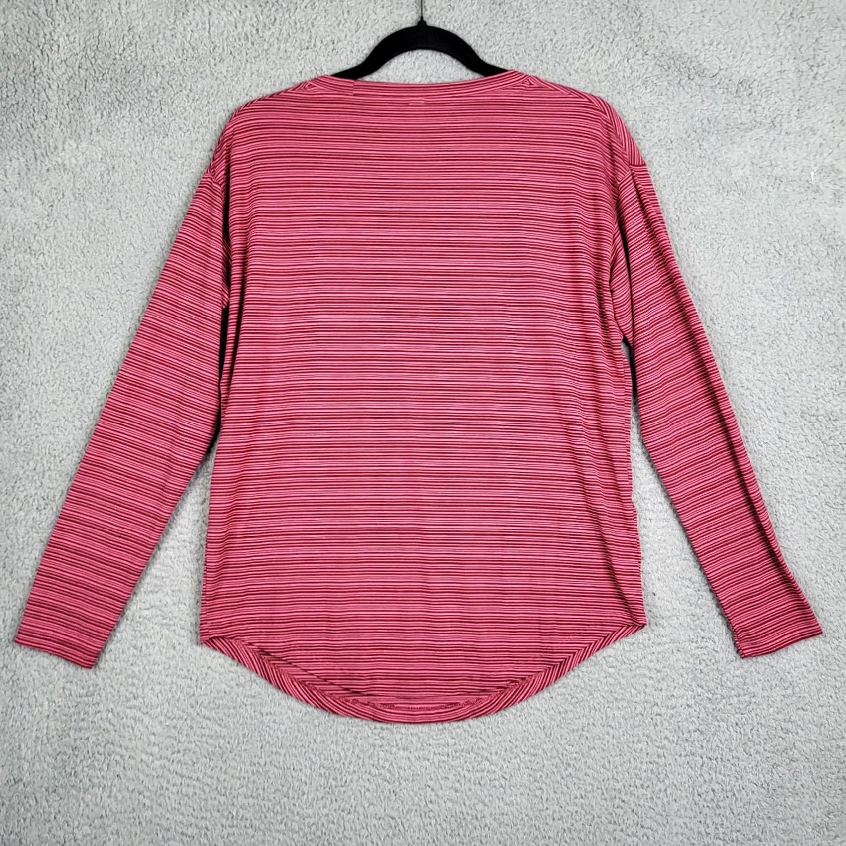 Athleta Athleta Women's V-Neck Long Sleeve Stripes Top S Multicolor Activewear Top Casual Shirt Womens Size S / US 4 / IT 40 - 7 Thumbnail