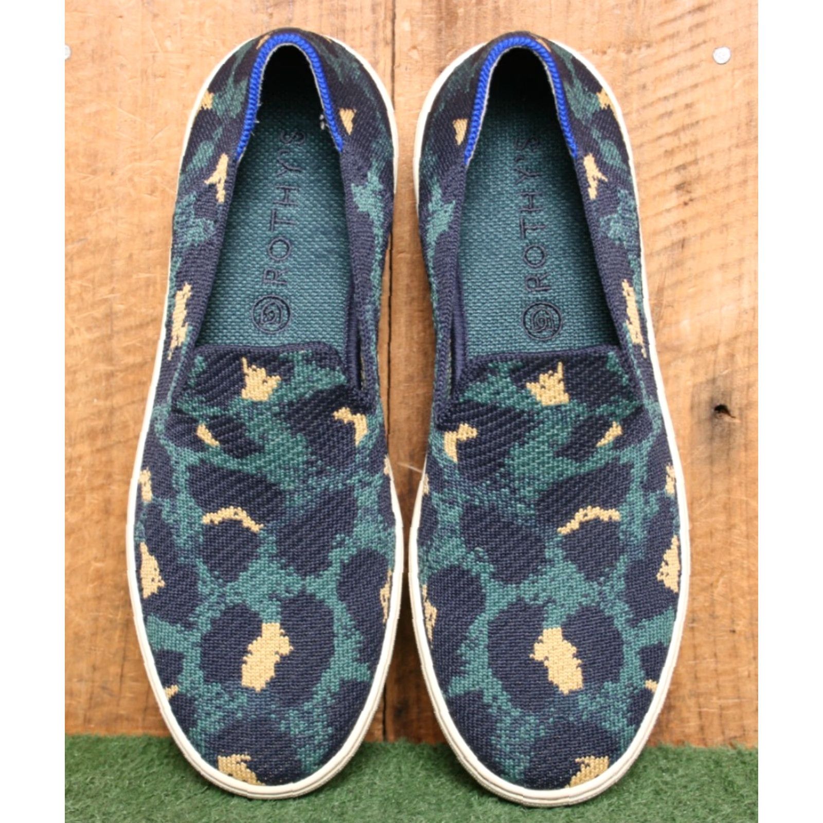 Rothy's ROTHY’S The Slip On Blue Spot Knit Lifestyle Sneakers Sz. 9 Women Multicolor Knit Flat Slip-On Shoes Size US 7 / IT 37 - 4 Thumbnail
