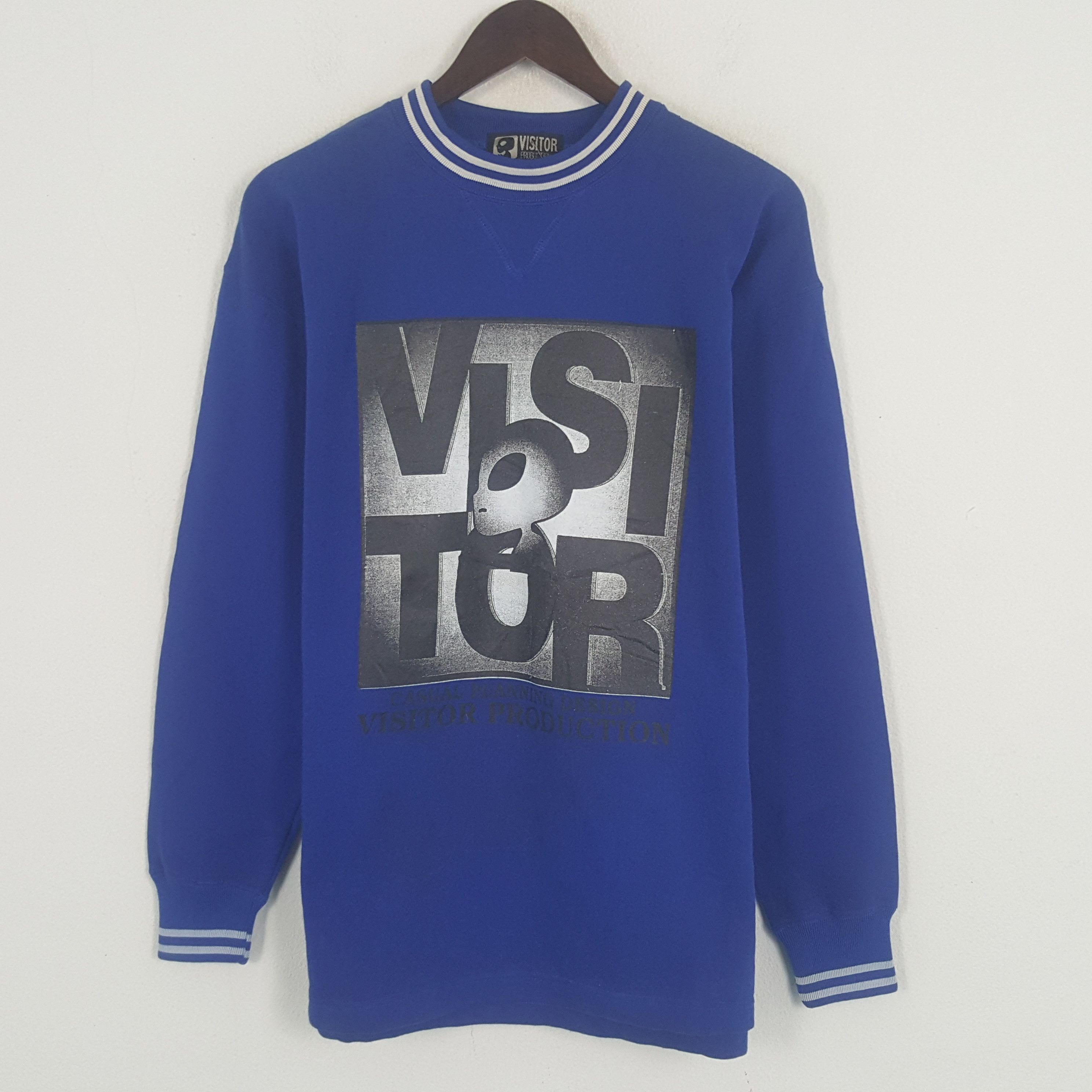 Vintage Vintage Visitor Production Sweatshirt Size US L / EU 52-54 / 3 - 1 Thumbnail