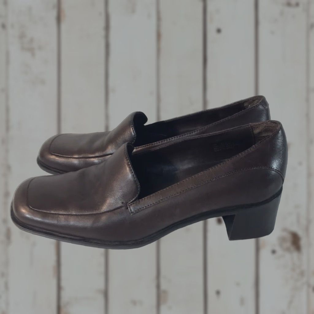 Vintage AEROSOLES Brown Leather Slip-On Loafers Womens Size 7M - Casual Comfort Flats Size US 7 / IT 37 - 1 Thumbnail