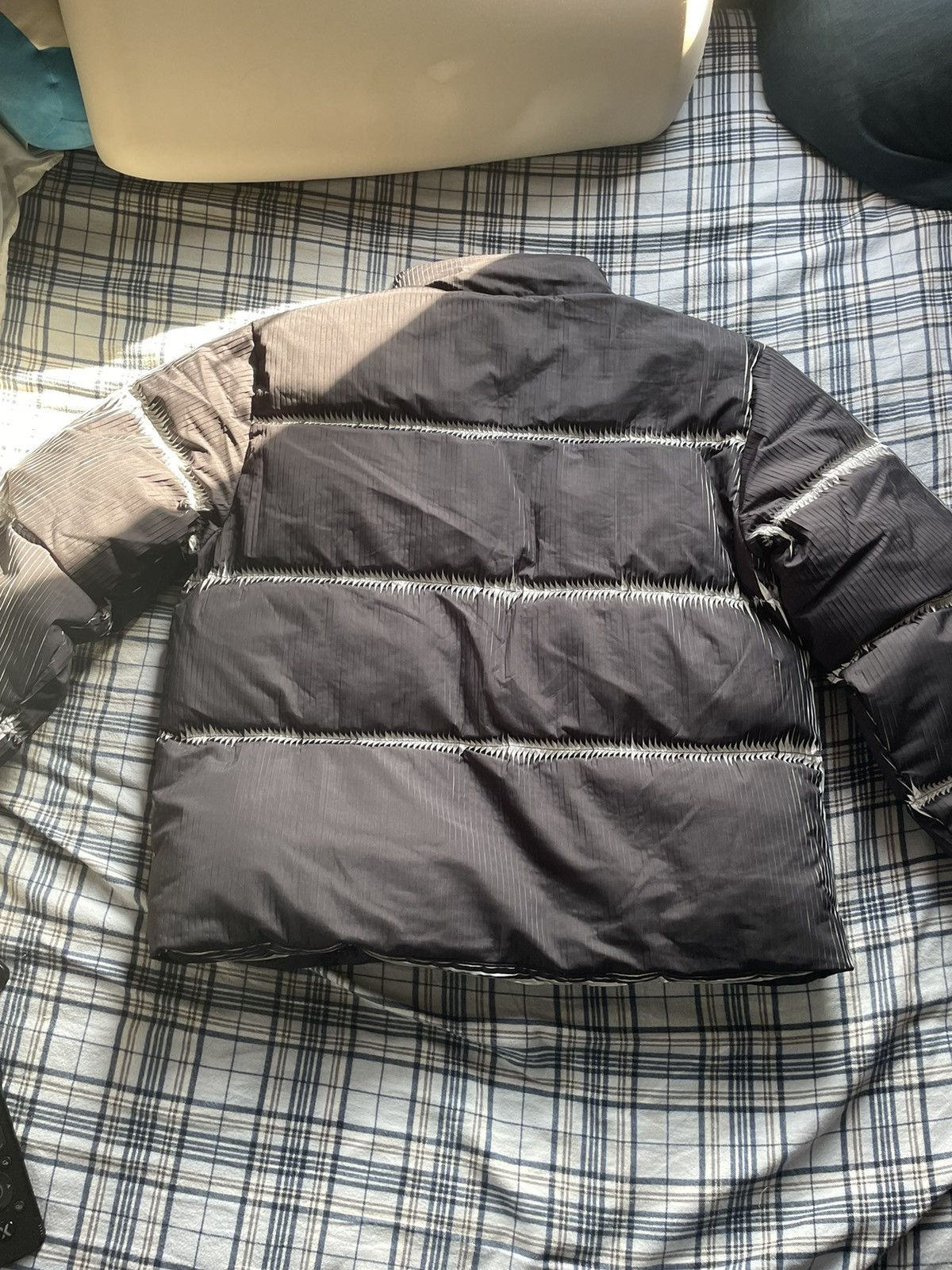 Sixth June Paris Sixth June Perforated Puffer Size US S / EU 44-46 / 1 - 4 Thumbnail
