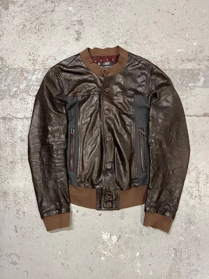 Dolce & Gabbana 2000s Dolce & Gabbana Black Leather Buttoned Bomber Jacket Size XS / US 0-2 / IT 36-38 - 4 Thumbnail