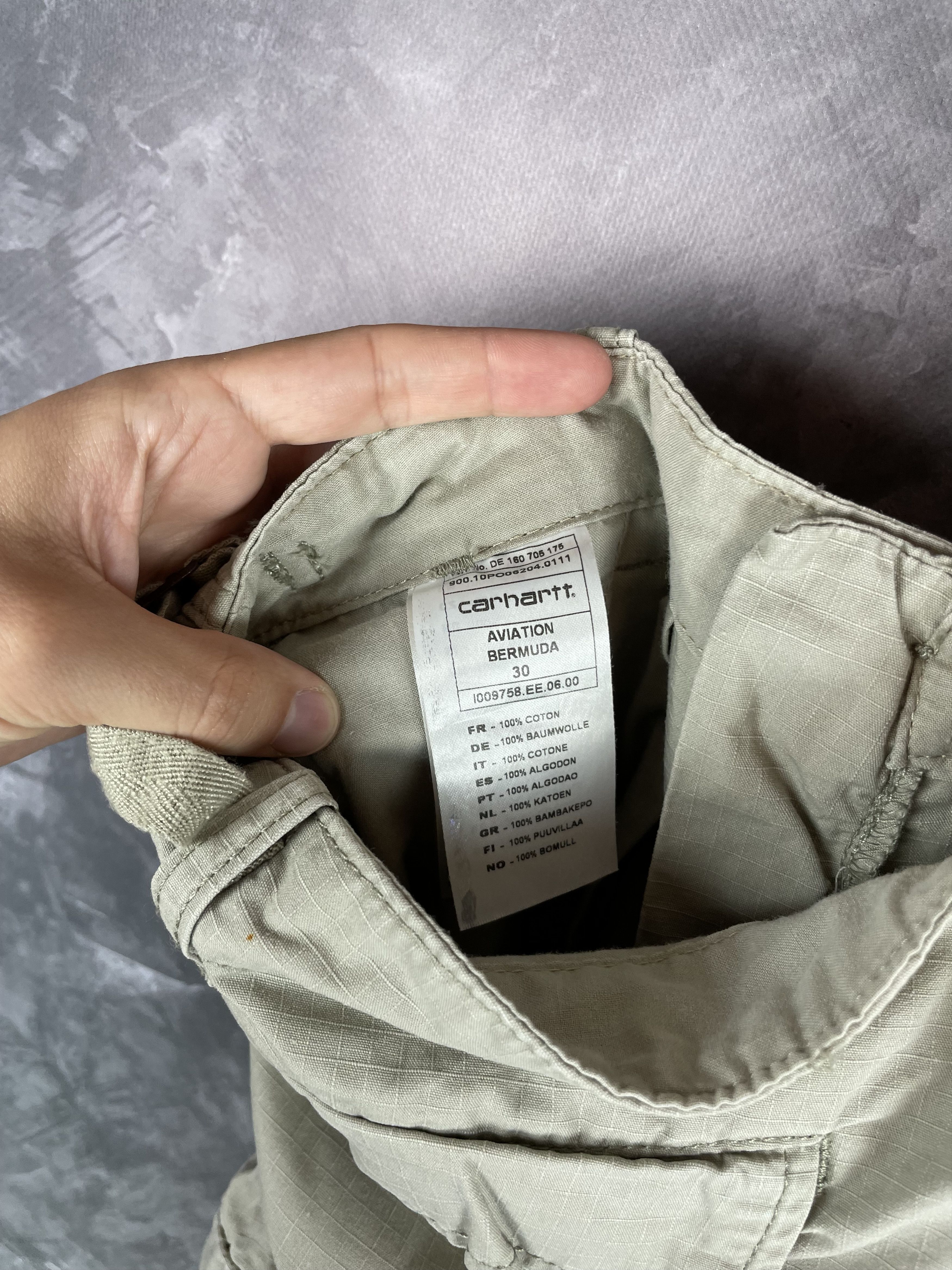 Carhartt Vintage Carhartt Wip shorts cargo Size US 30 / EU 46 - 8 Thumbnail