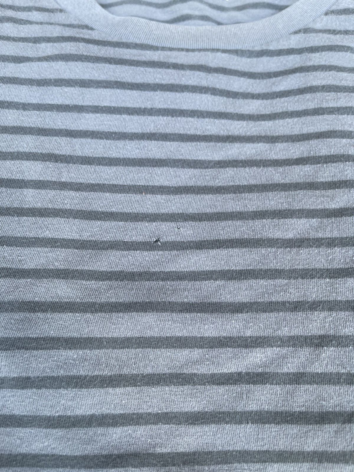 Kaws Kaws Uniqlo Bff Striped Shirt Size US XL / EU 56 / 4 - 2 Thumbnail