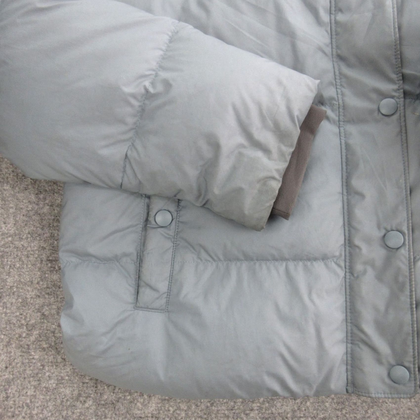 Patagonia Patagonia Jacket Womens XL Gray Down Puffer Quilted Full Zip Pockets Warm Size XL / US 12-14 / IT 48-50 - 4 Thumbnail