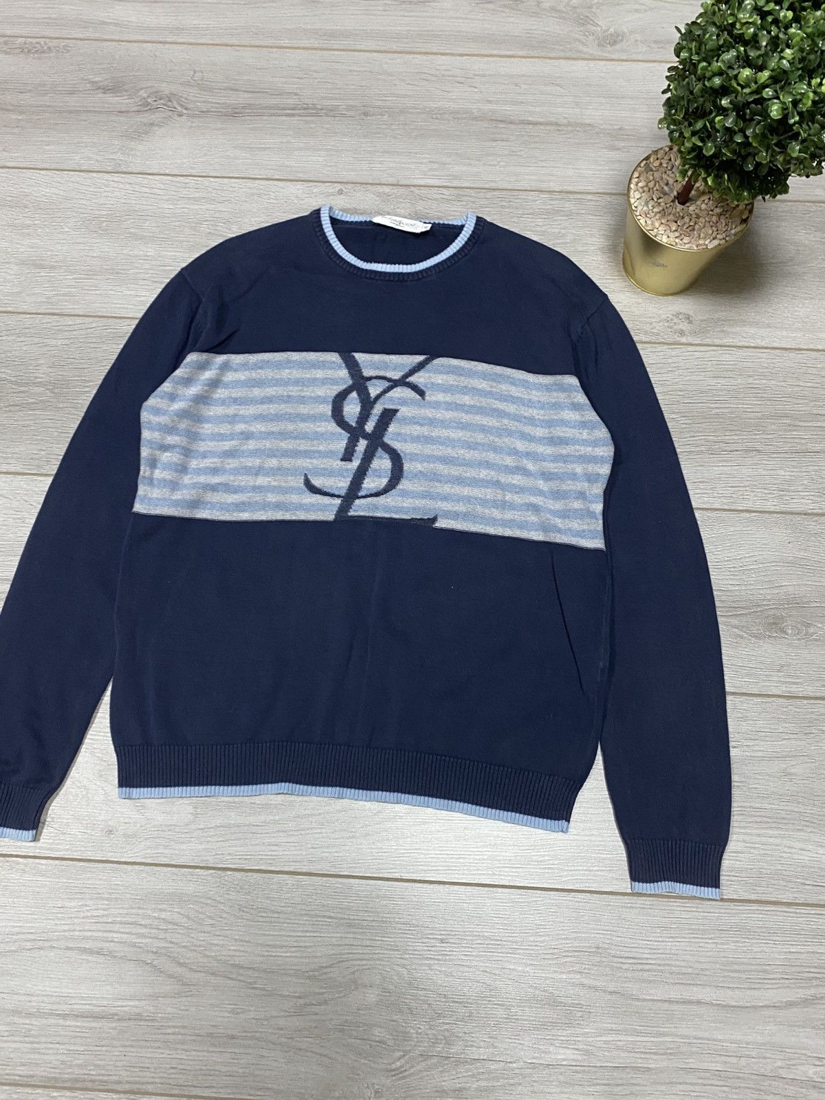 Yves Saint Laurent Yves Saint Laurent big logo YSL vintage sweater pour homme Size US M / EU 48-50 / 2 - 2 Thumbnail