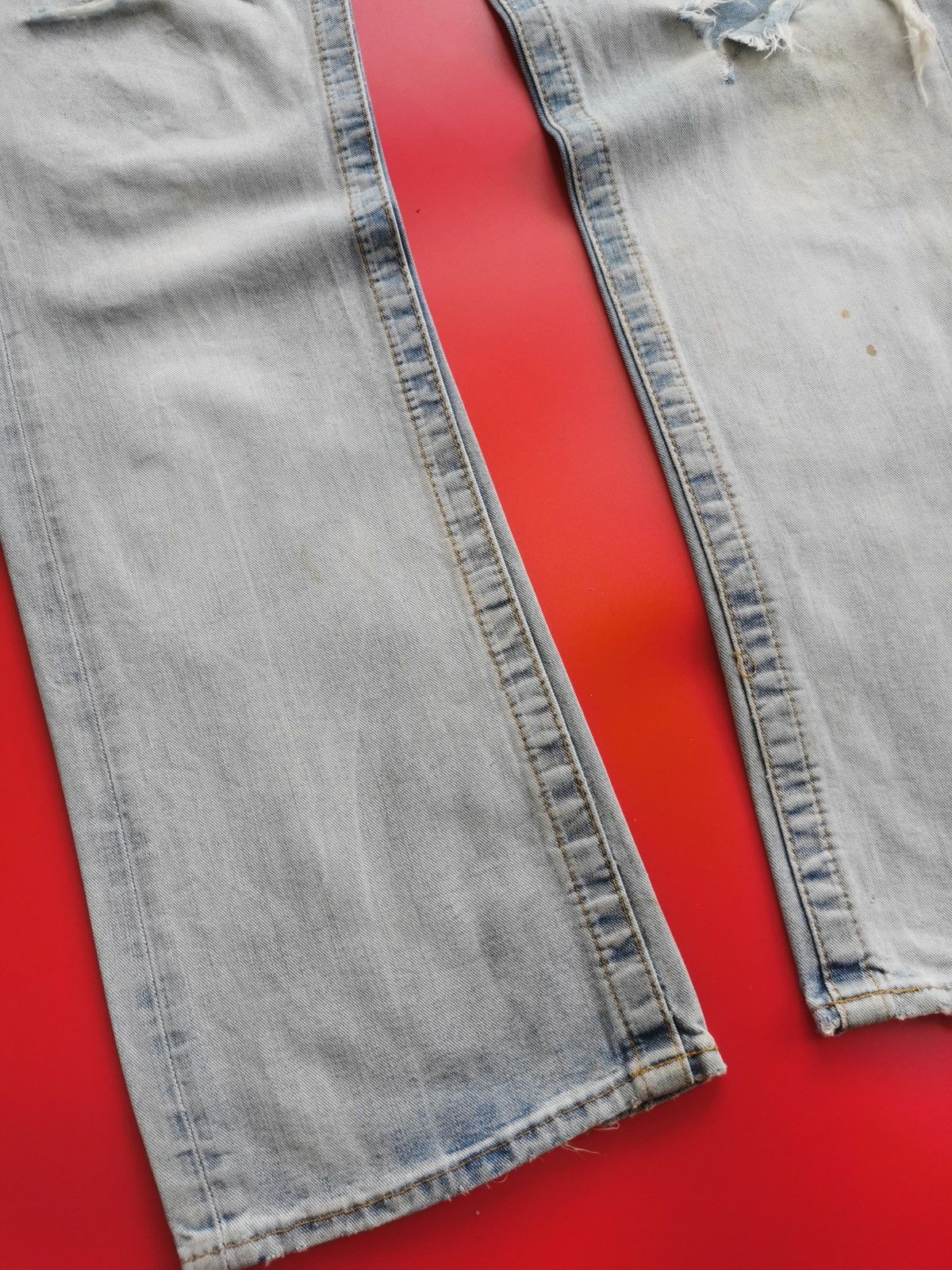 Replay Thrashed Vintage Replay Distressed Embroidery Jeans Size US 32 / EU 48 - 11 Thumbnail