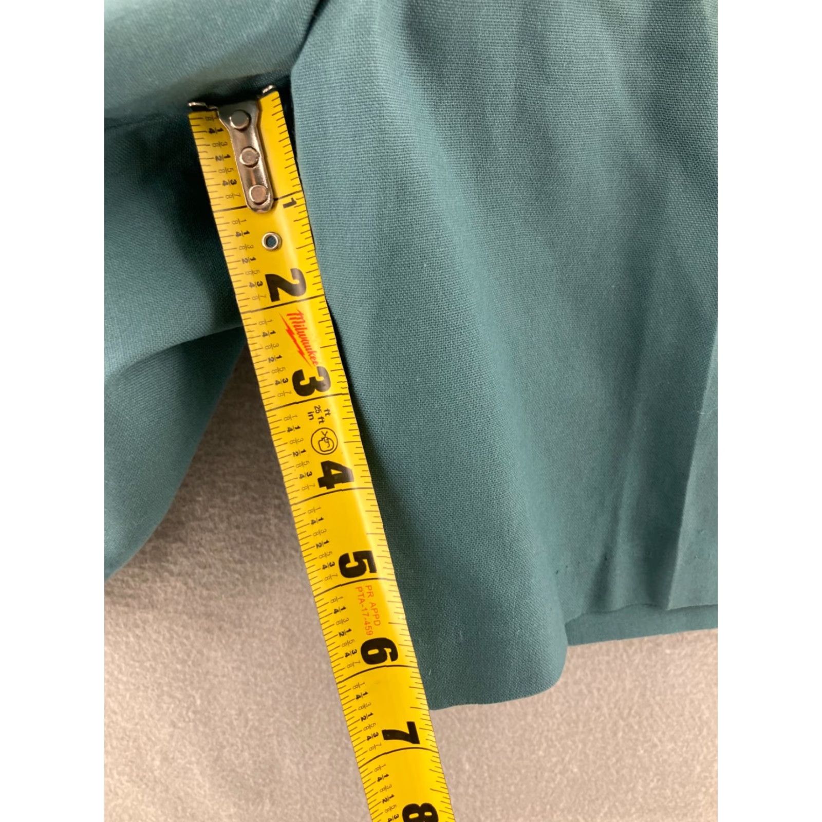 Vintage VINTAGE Knightsbridge Shorts Mens 30 Khaki Green Flat Front Wrinkle-Resistant Casual 90s, American, Fall Spring Summer Winter, Men Size US 30 / EU 46 - 4 Thumbnail