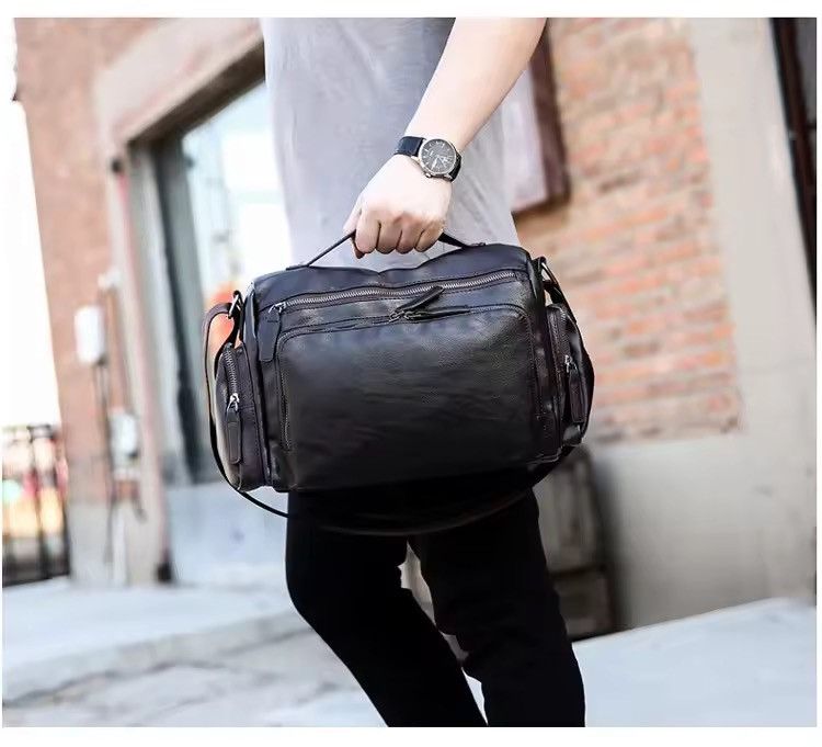Japanese Brand × Leather Leather Shoulder Bag Size ONE SIZE - 1 Thumbnail