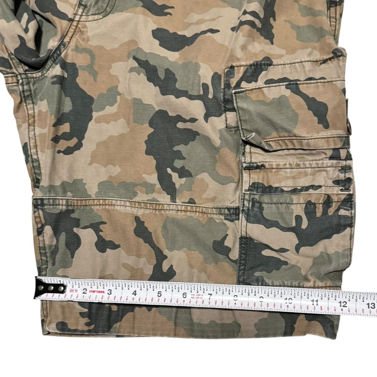 Levi's Levi's Camouflage Baggy Pockets Cargo Shorts Men's 35 Size US 35 - 10 Thumbnail