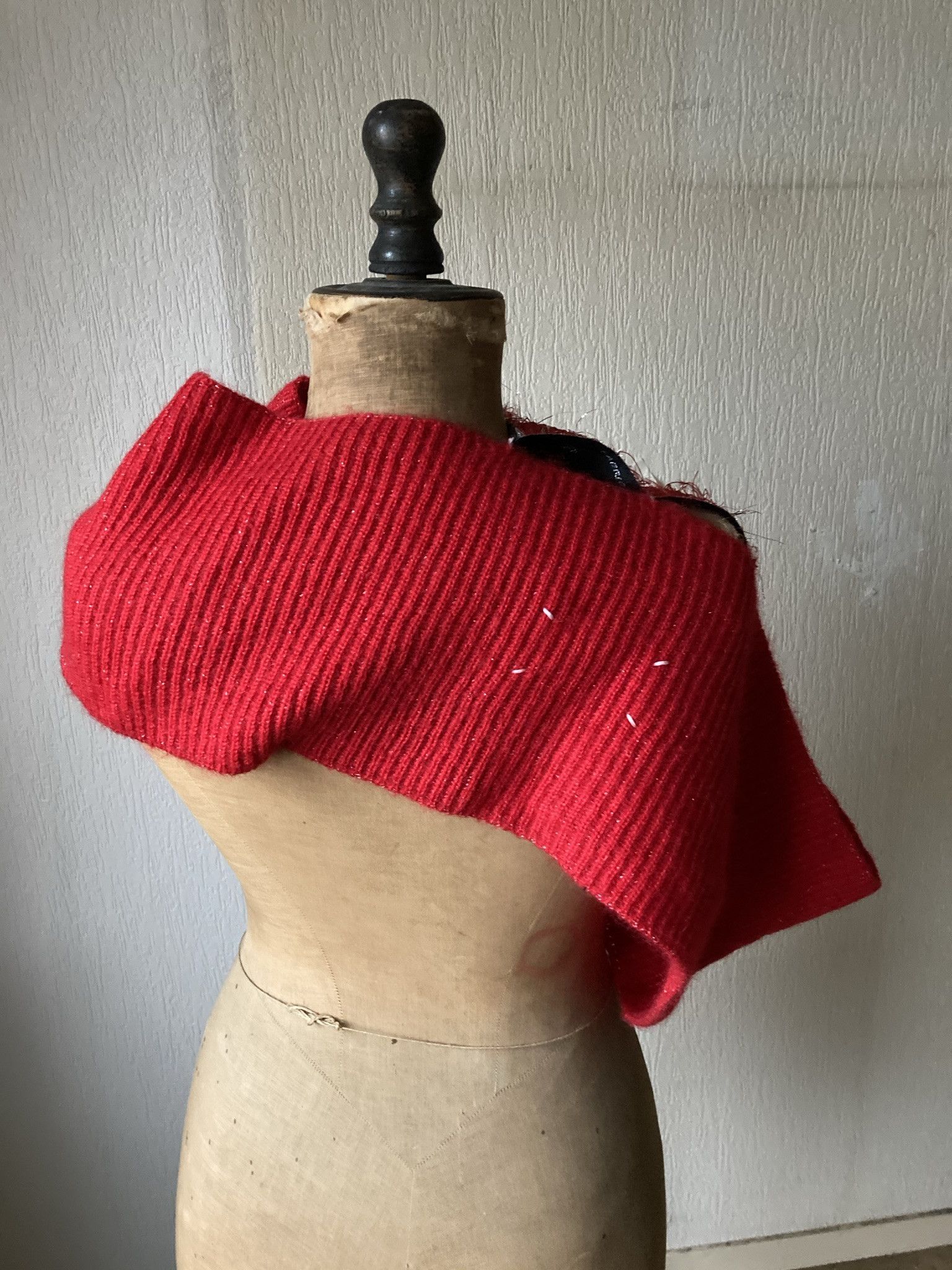 Maison Margiela Martin Margiela Red Mohair Bolero Label Fall 2004 Size M / US 6-8 / IT 42-44 - 1 Thumbnail