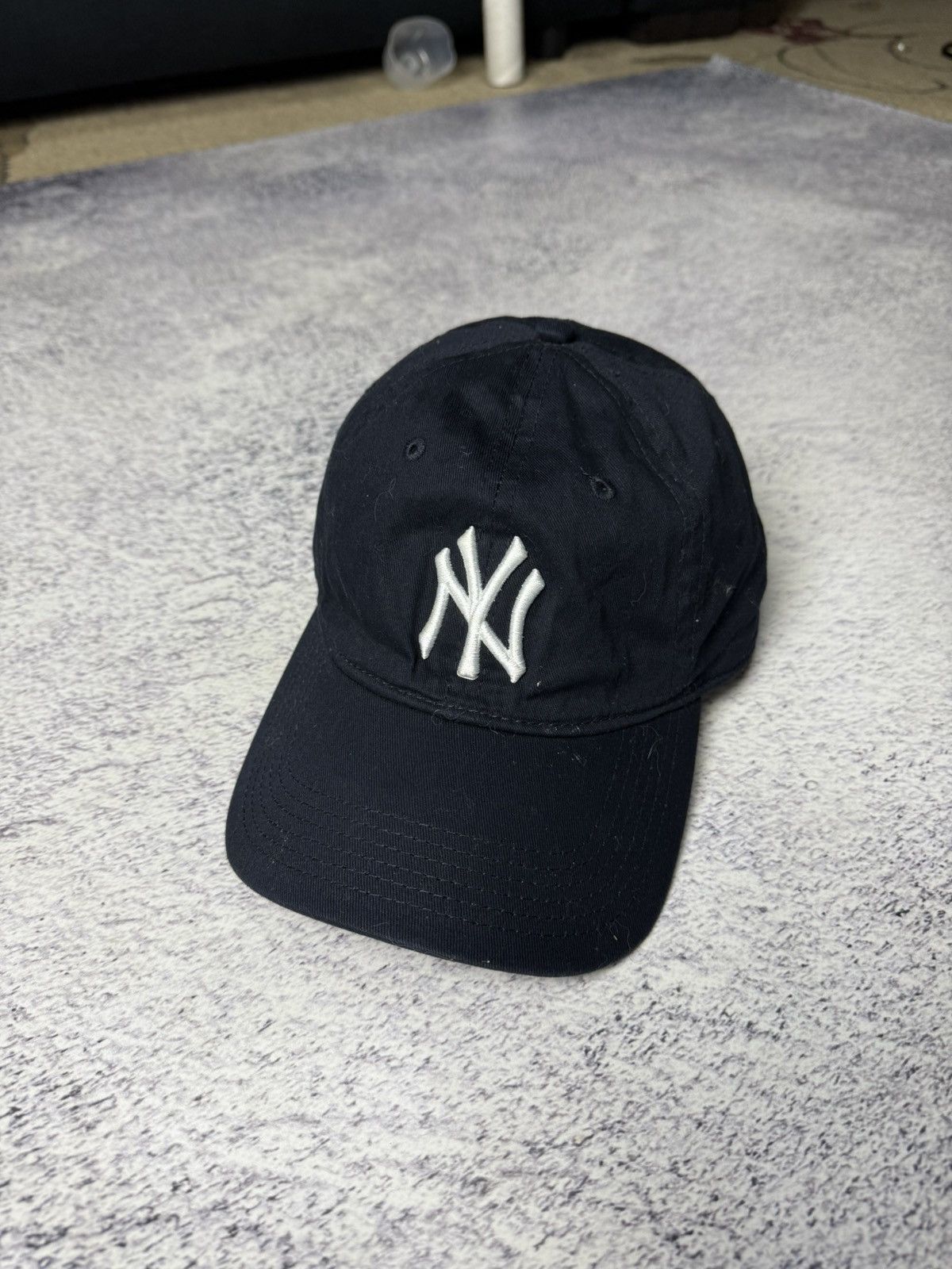 MLB Crazy Vintage Y2K New York Yankees Cap Drill Graffiti Style Size ONE SIZE - 1 Thumbnail