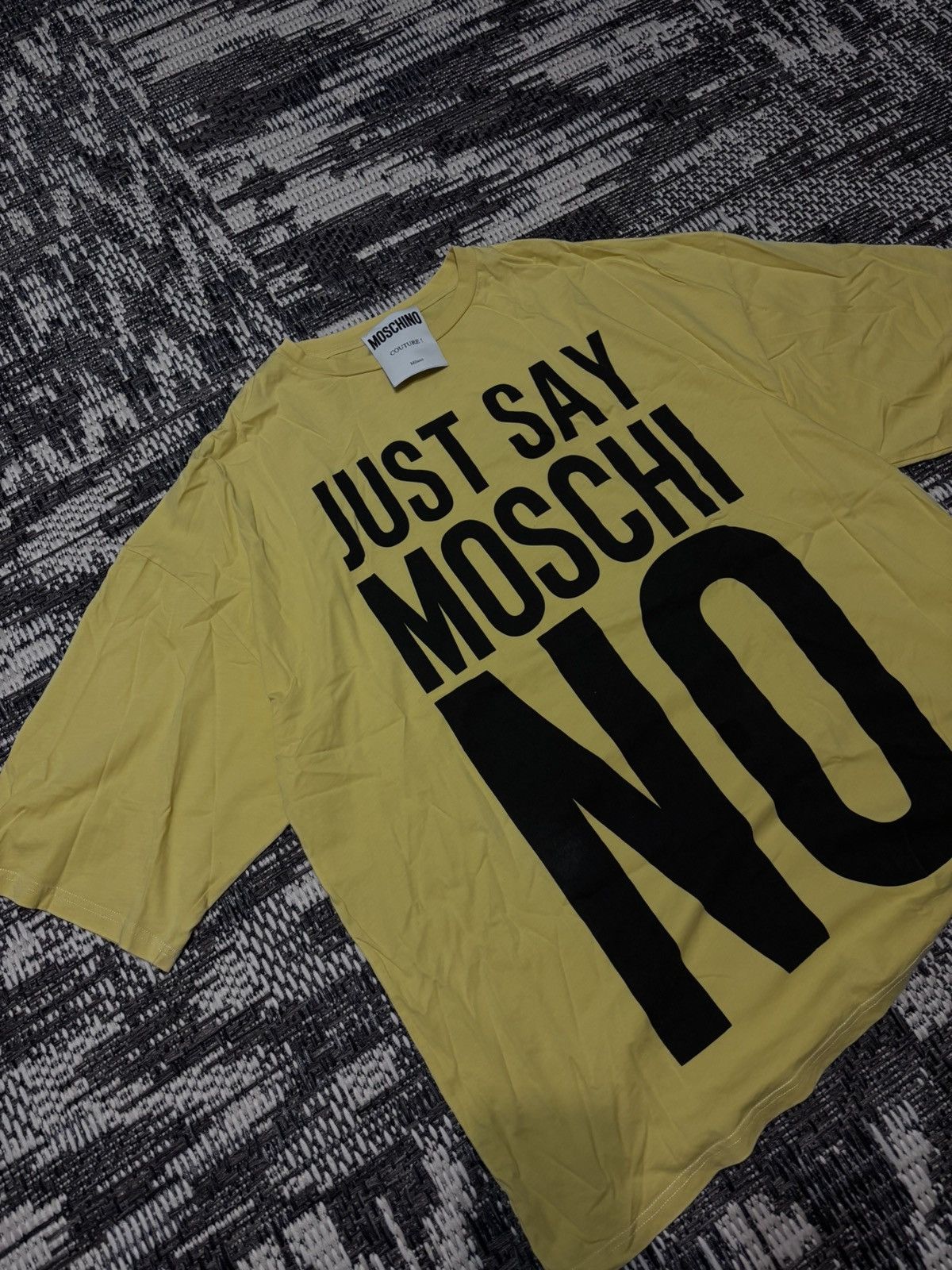 Moschino MOSCHINO Just Say Rare Relaxed Fit T-Shirt Size US M / EU 48-50 / 2 - 3 Thumbnail