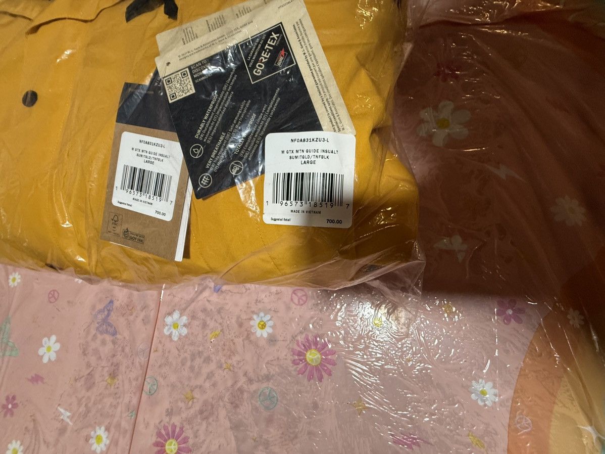 The North Face The North Face GORE-TEX Mountain Guide Insulated Jacket Gold Size US L / EU 52-54 / 3 - 6 Thumbnail