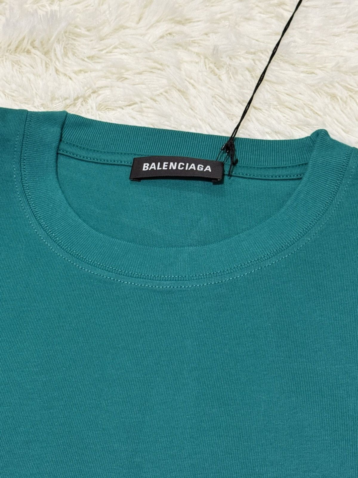 Balenciaga Balenciaga deep gree t shirt Size US L / EU 52-54 / 3 - 4 Thumbnail