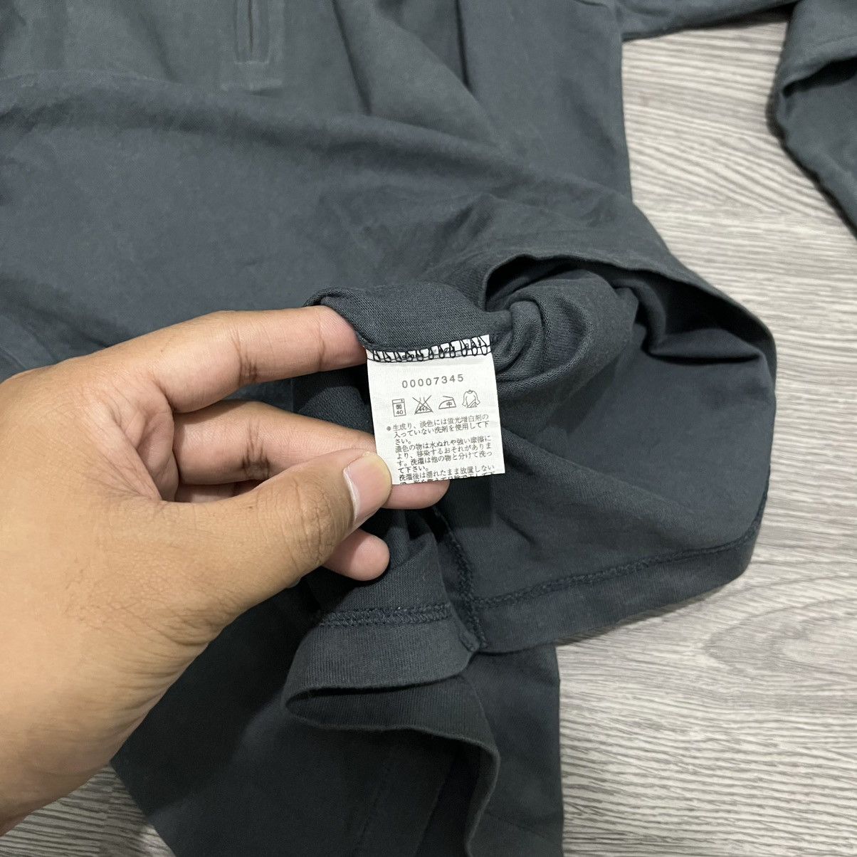 agnes b. 2000s Agnes.B Homme Half Zipper Polo Shirt Desaigner Size US S / EU 44-46 / 1 - 12 Thumbnail