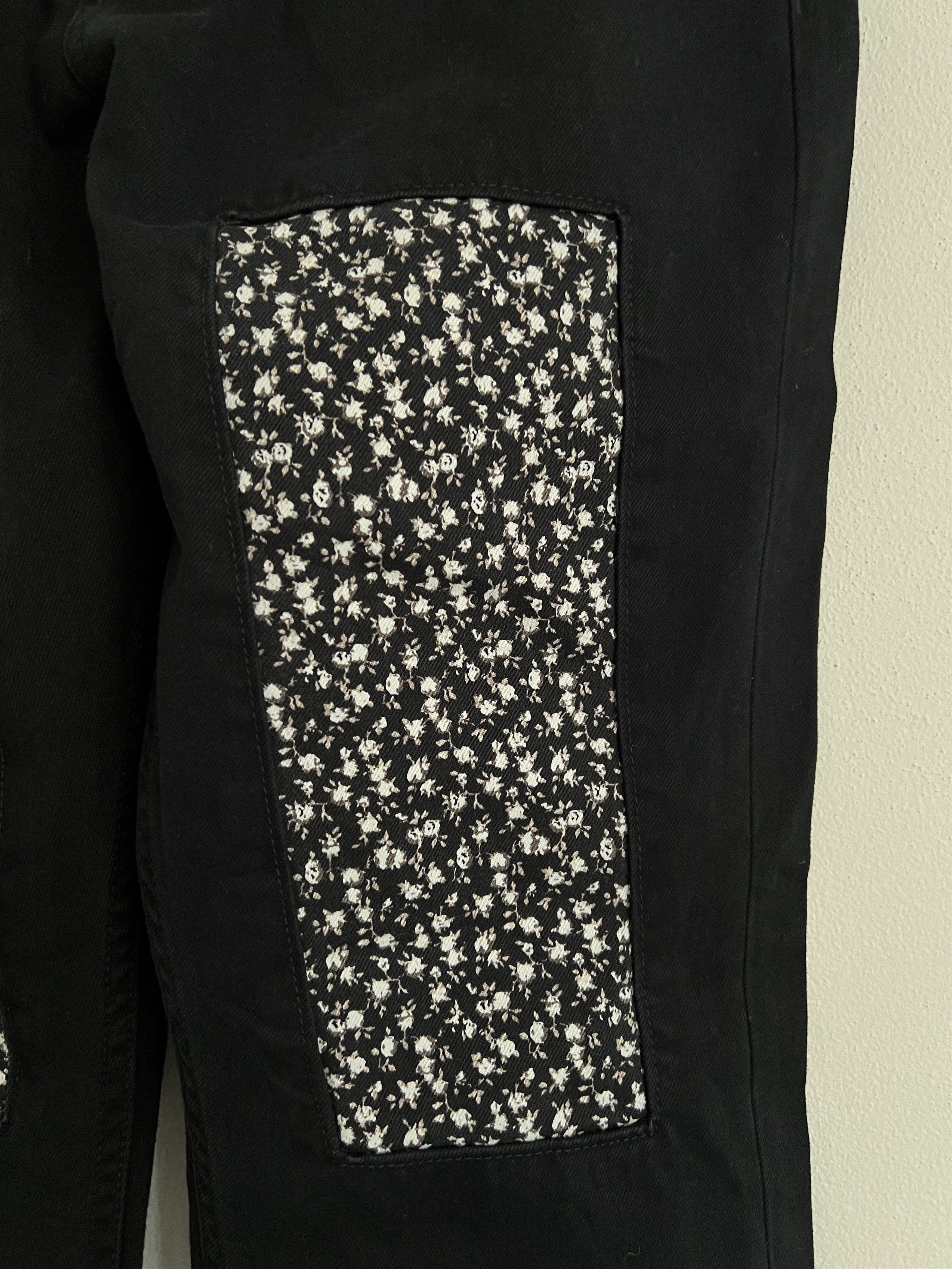 Calvin Klein CKJ Calvin Klein Jeans 205W39NYC Mid Rise Slim Floral Patch Size 31" - 5 Thumbnail