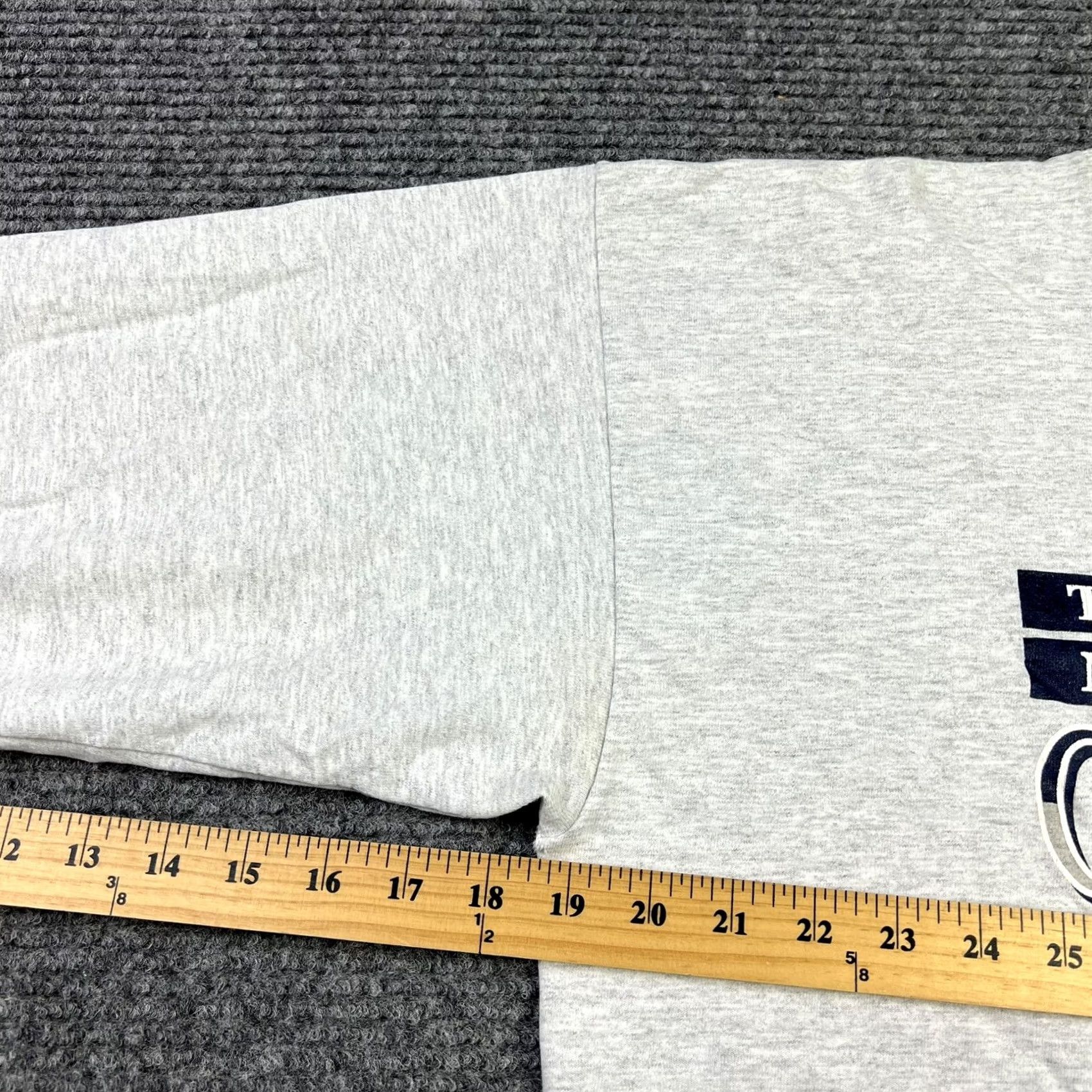 Jansport VINTAGE Jansport UNCG 90s Long Sleeve T Shirt, Gray, XL, Adult, Made In USA, Front Graphic, 3/4 Sleeves, Cotton, Heavy, Thick, Crew Neck, Men Size US XL / EU 56 / 4 - 7 Thumbnail